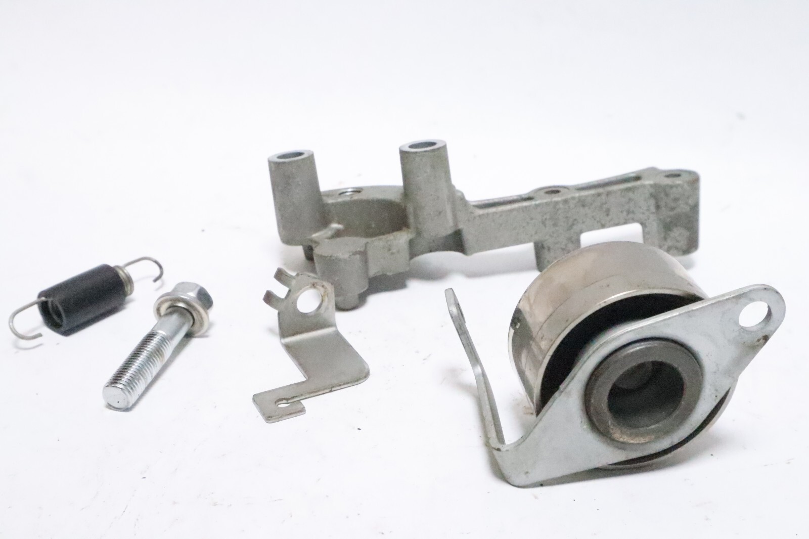 YAMAHA MARINE TENSIONER BRACKET 68F-11598-00-94, 68F-11590-00-00 - Image 9