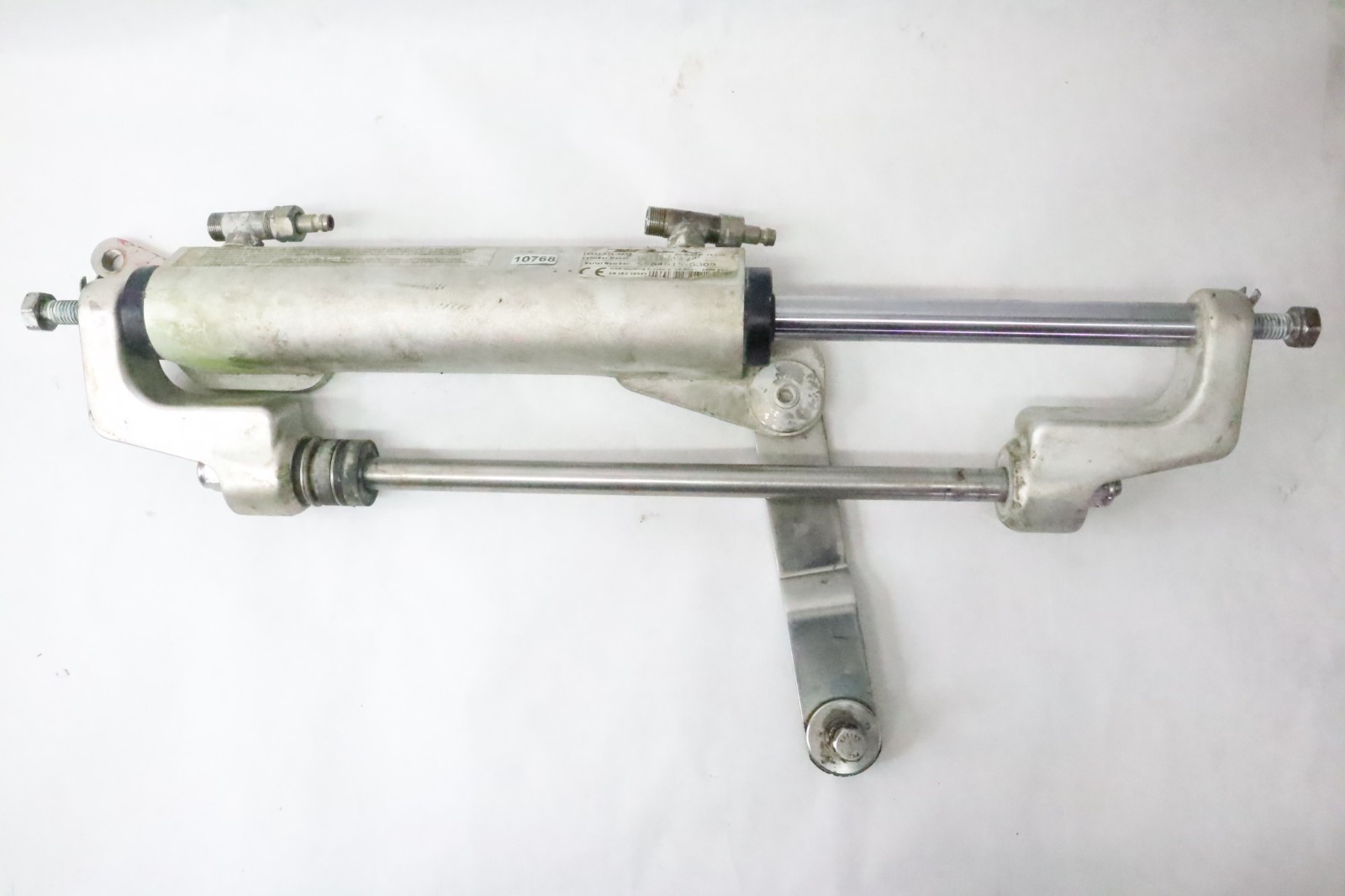 UFLEX SILVER STEERING UC128-SVS-2p OUTBOARD ENGINE HYDRAULIC CYLINDER - Image 2