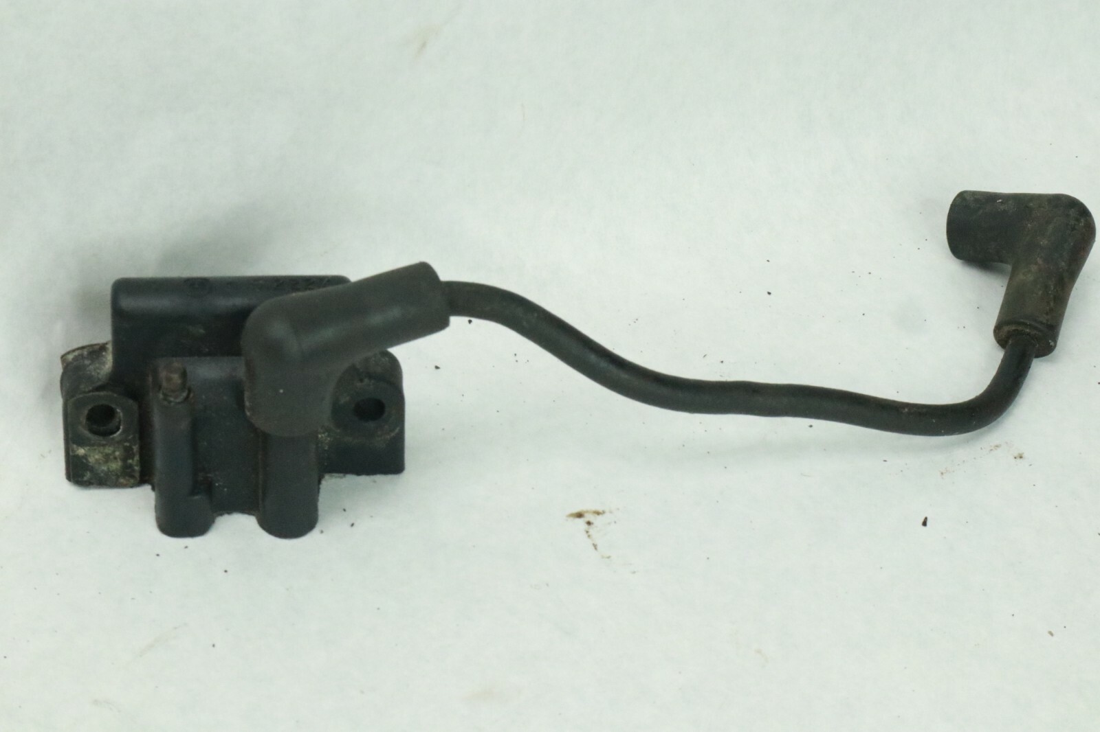 Johnson outboard 30hp v4 115 2-stroke Ignition coil 582508 - Image 4