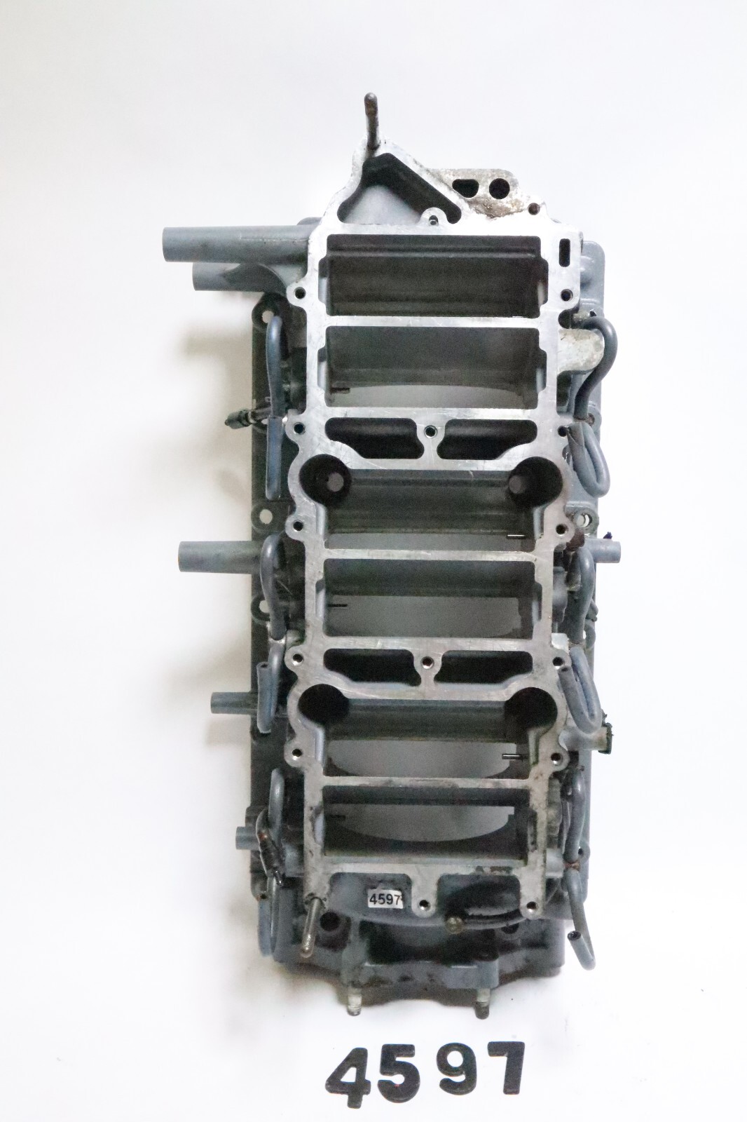 OEM Yamaha HPDI 200 Cylinder intake side Crankcase block half 68F-15100-00-1S - Image 2