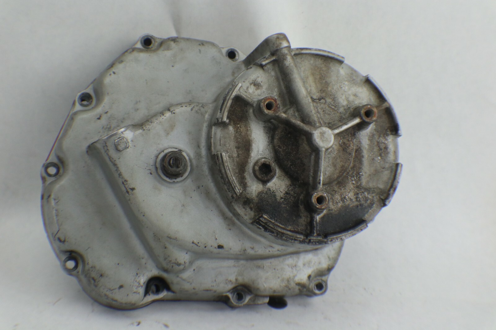 82 83 85 Honda ATC 185S 200S Clutch Cover - Image 2