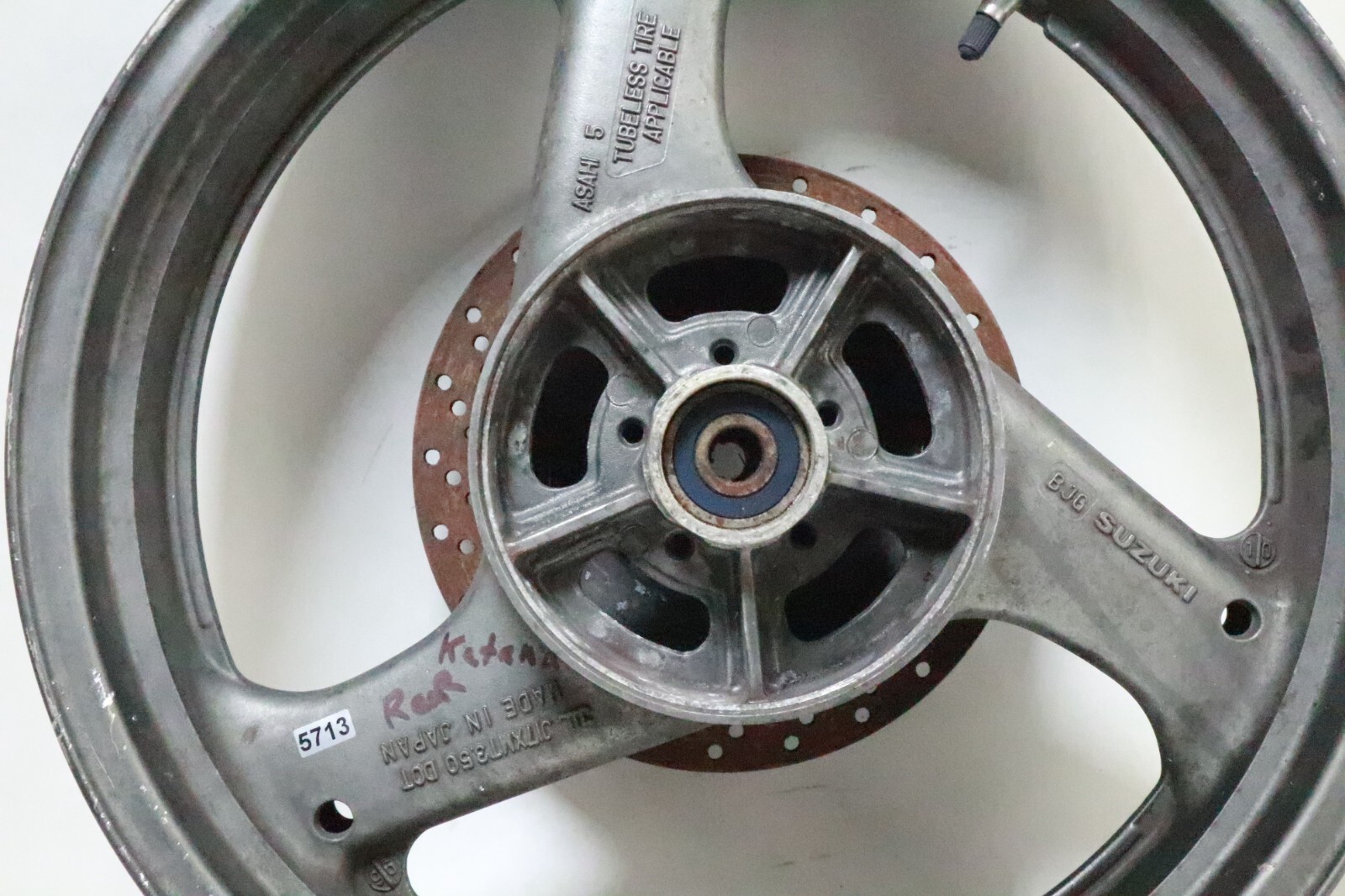 88-97 Suzuki GSX600F GSX750F Katana Rear Wheel - Image 3