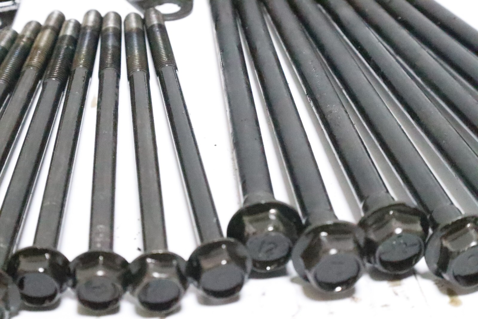 84 85 HONDA SABRE VF1100 VF 1100 CYLINDER BOLTS SCREWS - Image 9