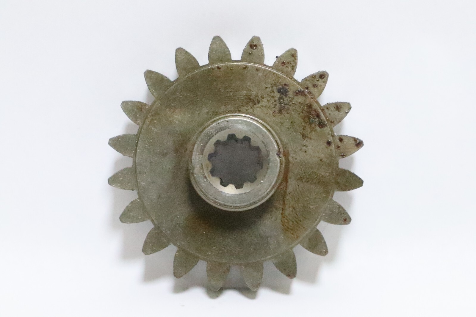 SUZUKI df 150 175HP (2006-2009): OIL PUMP DRIVEN GEAR - Image 7