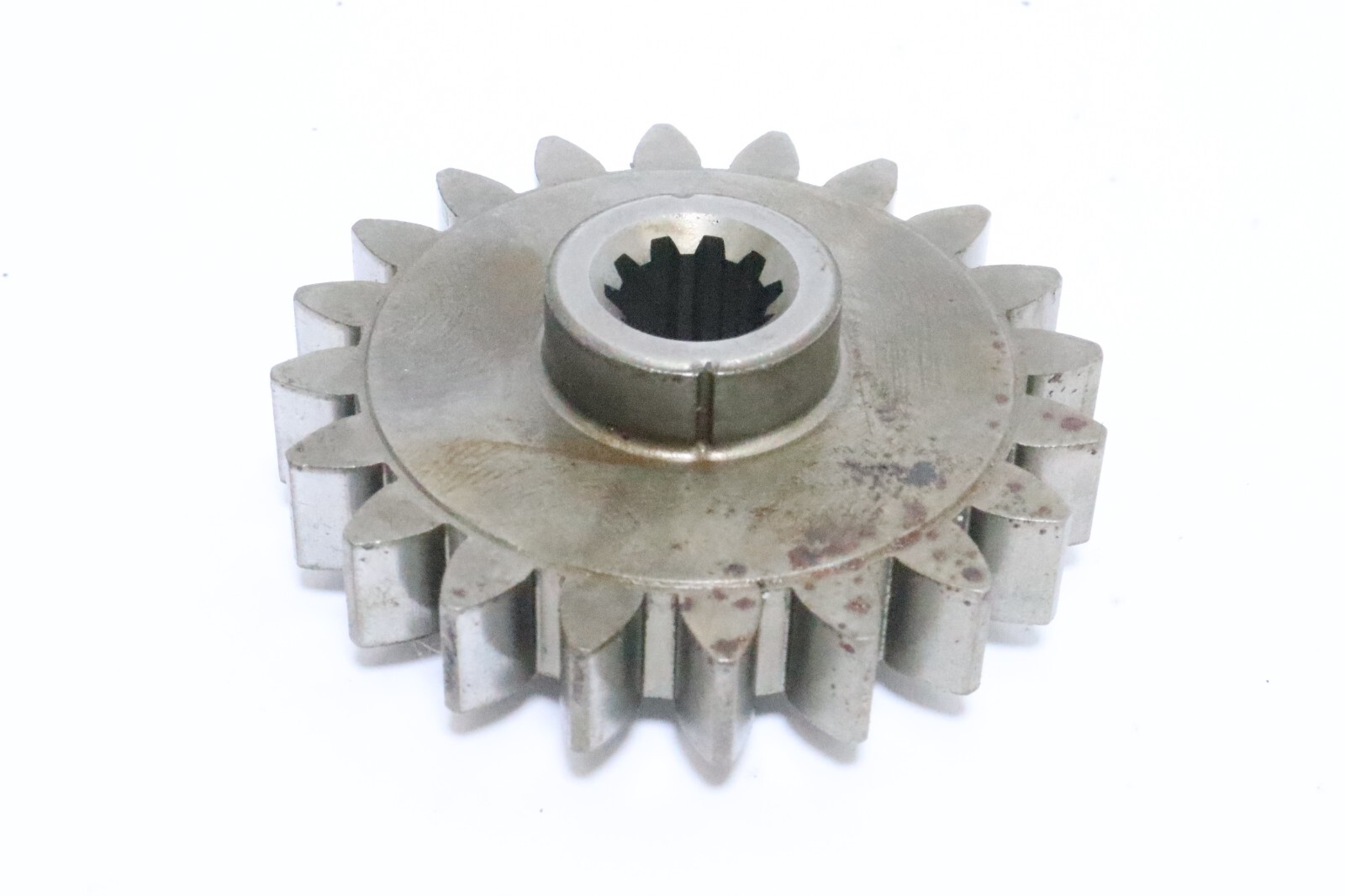 SUZUKI df 150 175HP (2006-2009): OIL PUMP DRIVEN GEAR - Image 8