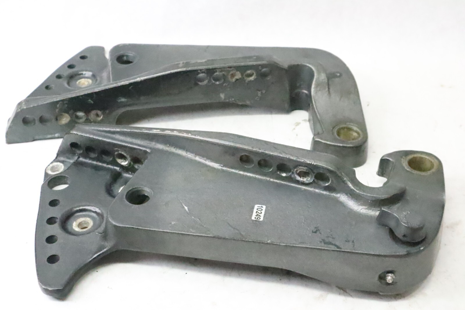 mercury force 120hp 828334F4 TRANSOME bracket 828333A6 BRACKETs - Image 6