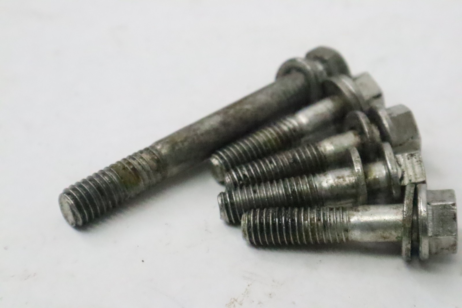 OMC Gearcase To Housing & Trim Tab Bolts 0331999 Johnson Evinrude 85hp - 140hp - Image 6