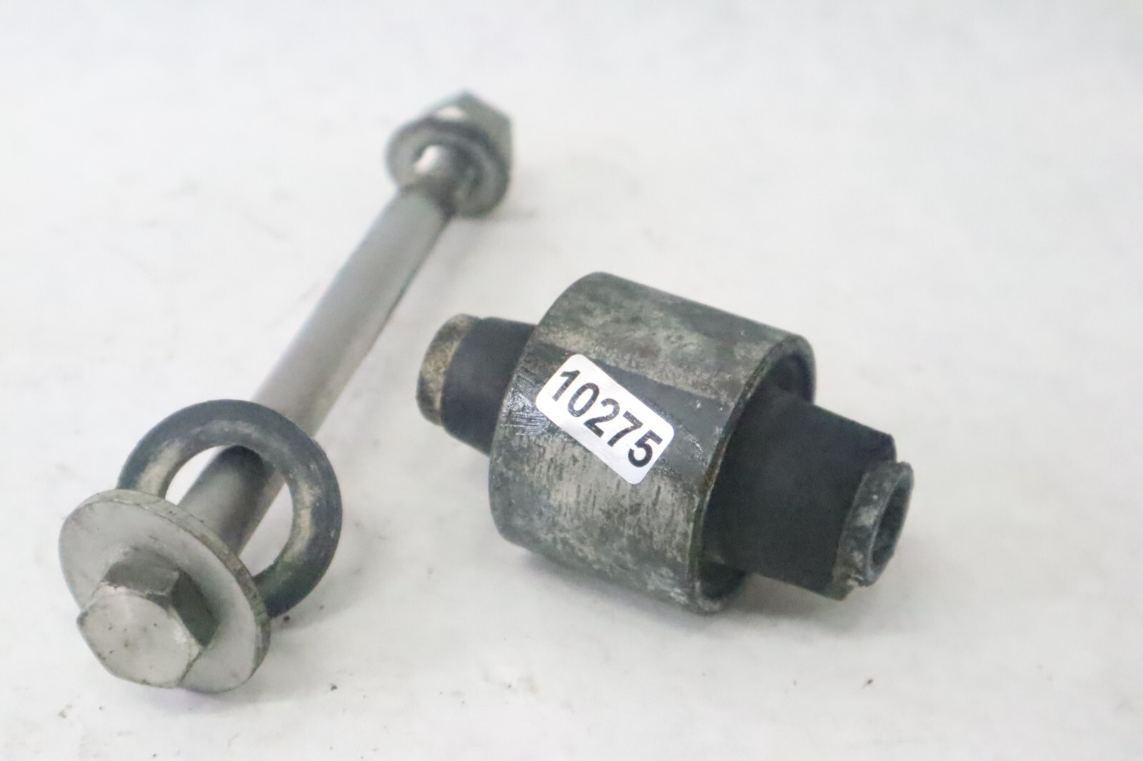 Nissan 70 hp LOWER MOUNT 353613020 ns70a2 - Image 2
