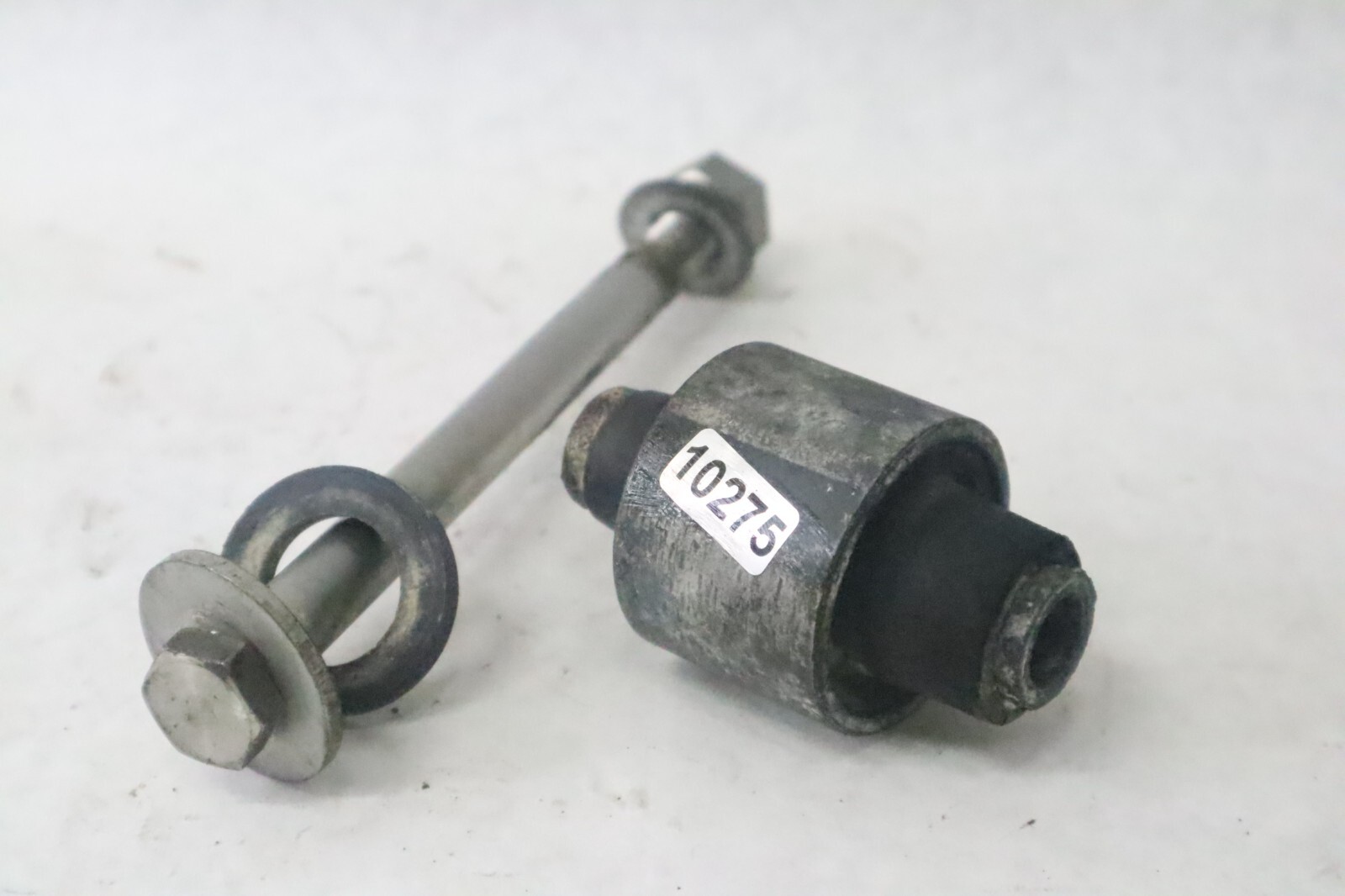 Nissan 70 hp LOWER MOUNT 353613020 ns70a2 - Image 3