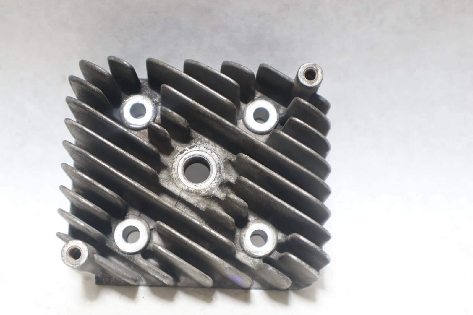 Polaris 340 Oem Cylinder Head 3083573 - Image 5