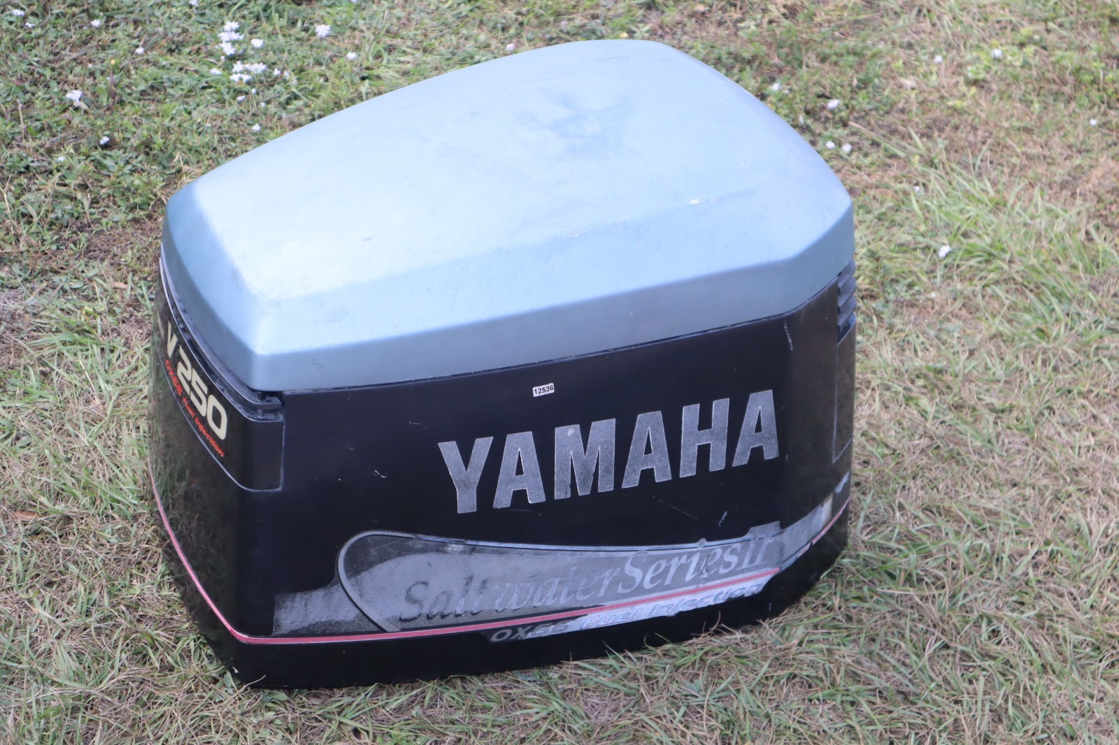 250 225 hp Yamaha OX66 65L-42610-V1-4D TOP COWLING ASSY two stroke - Image 2