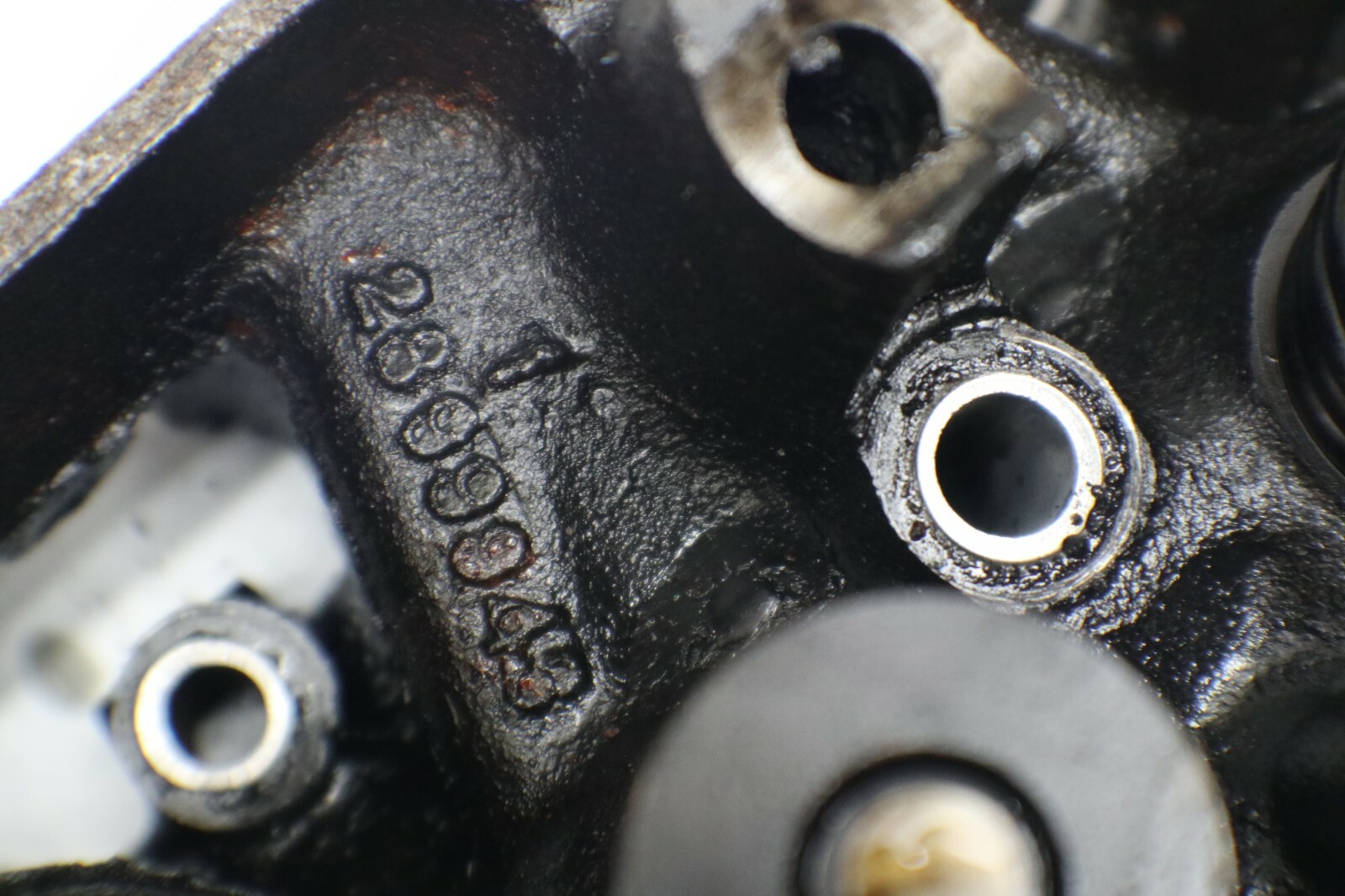 M-Series RB 413 Dodge Motorhome Big Block Cylinder Heads Casting 2899943 - Image 7