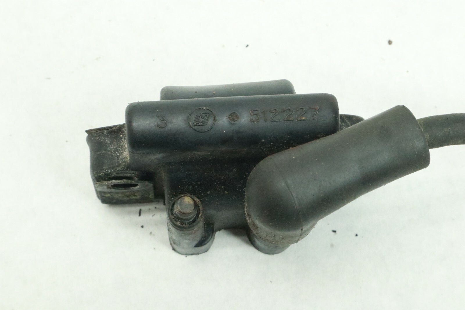 Johnson outboard 30hp v4 115 2-stroke Ignition coil 582508 - Image 6