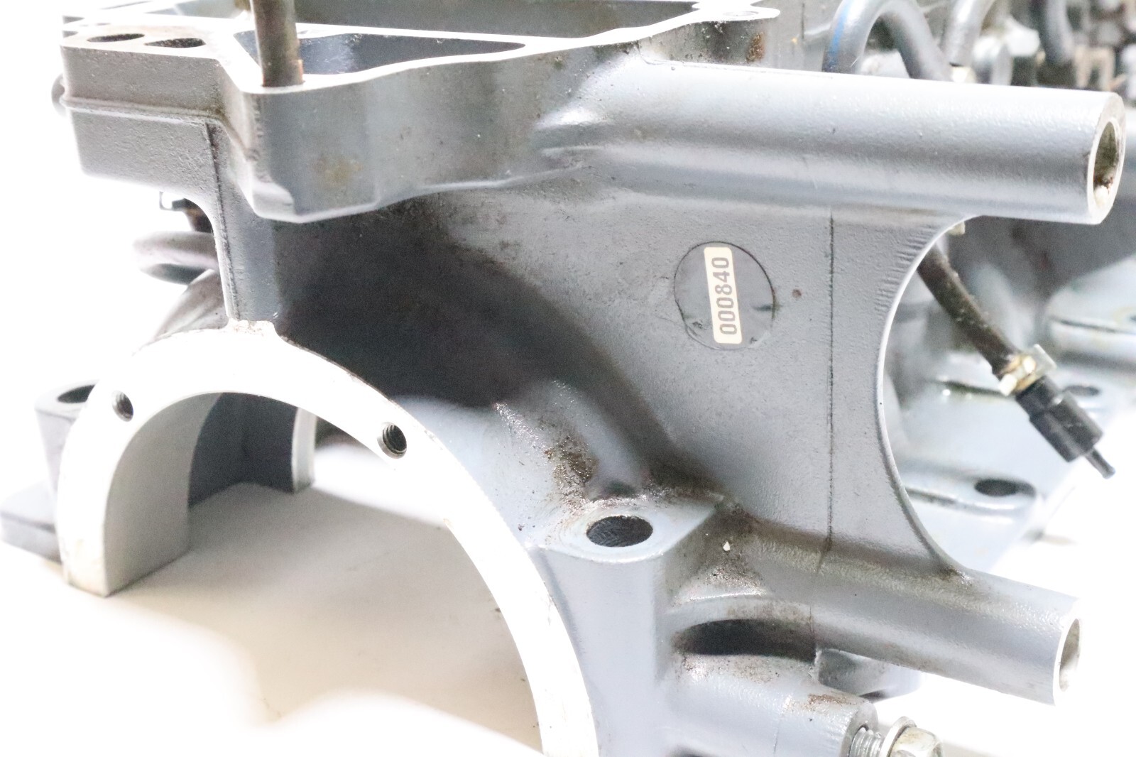 OEM Yamaha HPDI 200 Cylinder intake side Crankcase block half 68F-15100-00-1S - Image 10