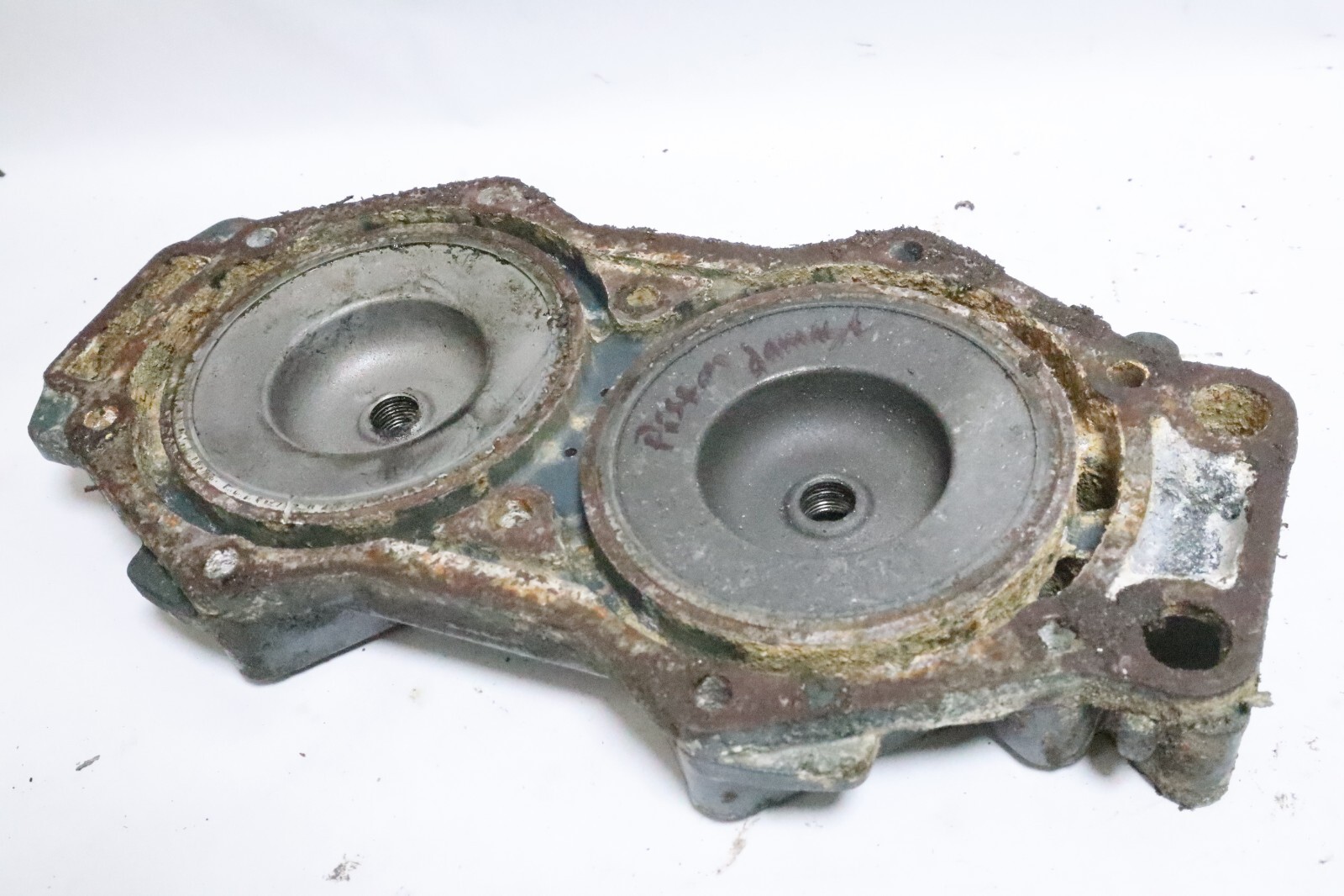 Yamaha Outboard 115hp 2-stroke Cylinder Head Part #6E5-11111-10-94 - Image 10