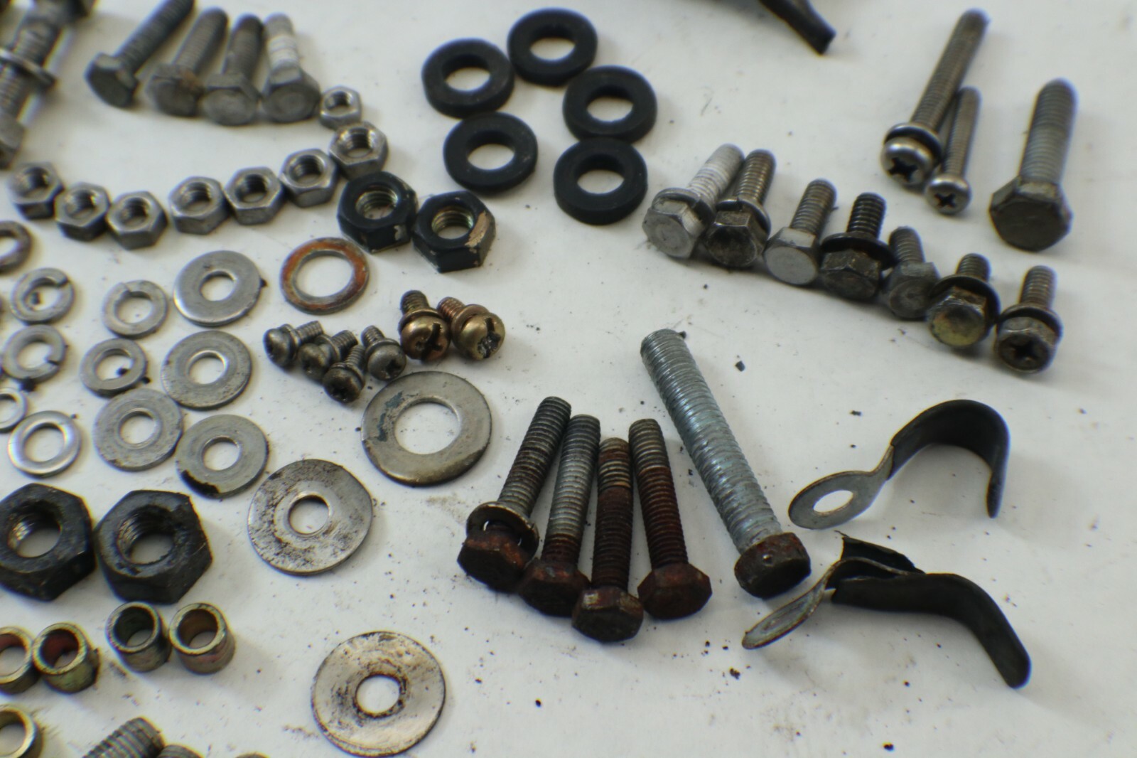 NISSAN TOHATSU 20 25 30 Hp Parts Lot Hardware Brackets - Image 4