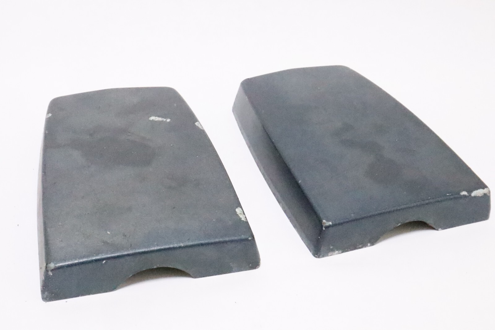 1989-1991 yamaha Mariner Lower Mount Cover 55 85 HP