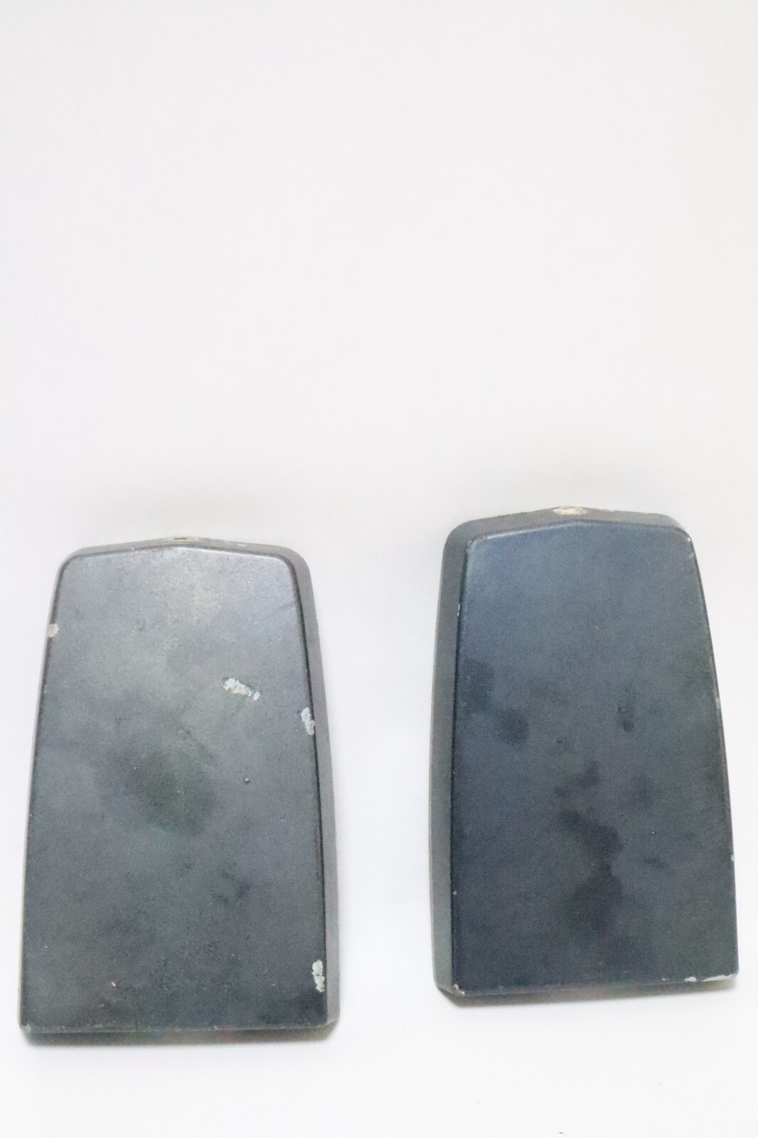 1989-1991 yamaha Mariner Lower Mount Cover 55 85 HP - Image 2