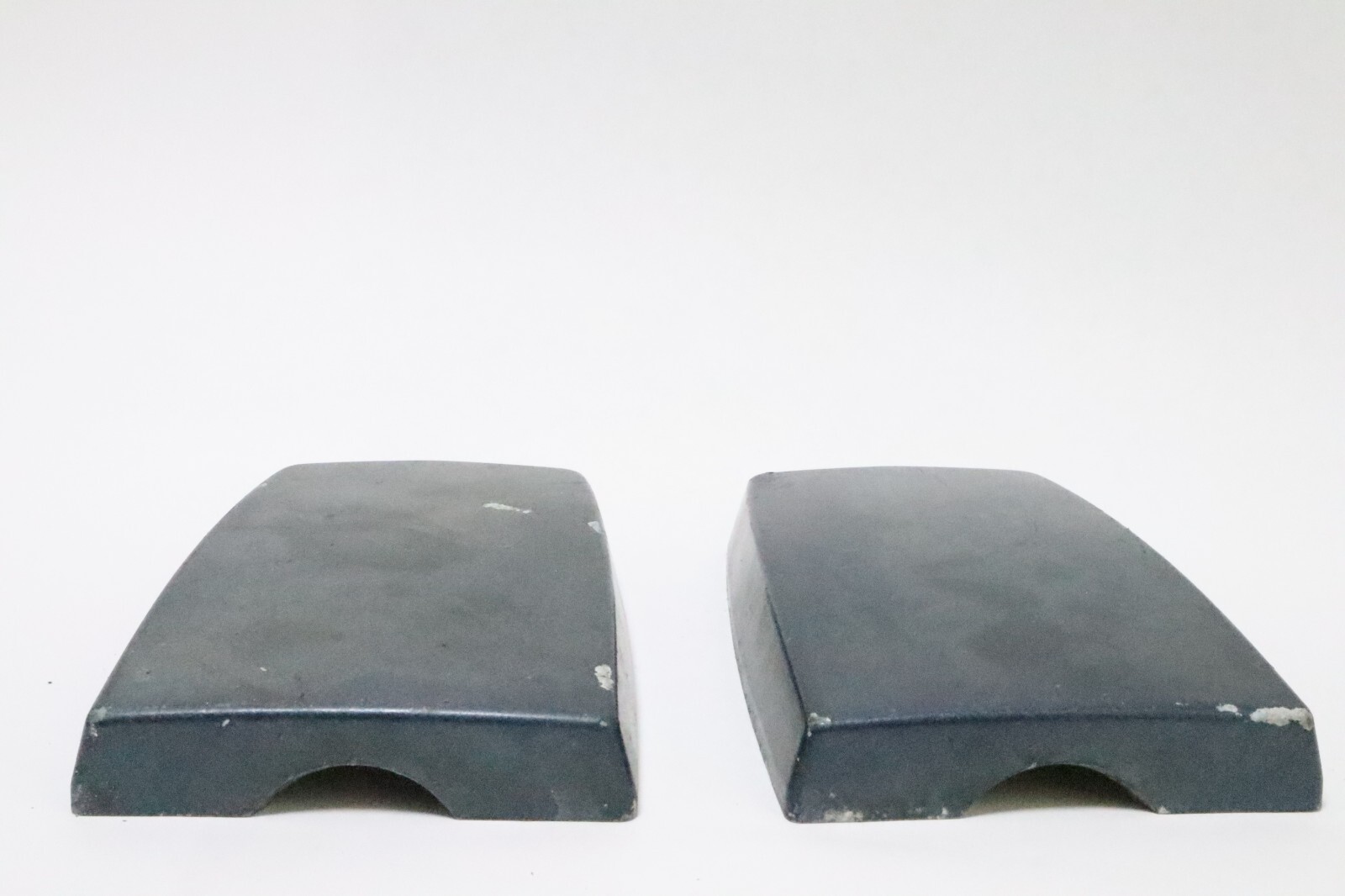 1989-1991 yamaha Mariner Lower Mount Cover 55 85 HP - Image 4