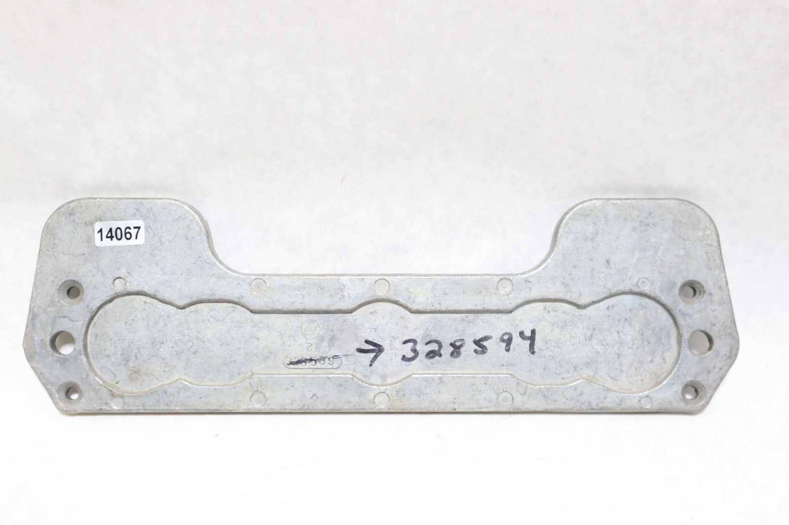 328594 0328594 OMC TRANSOM PLATE Evinrude Johnson 40 & 50 HP Outboard - Image 2