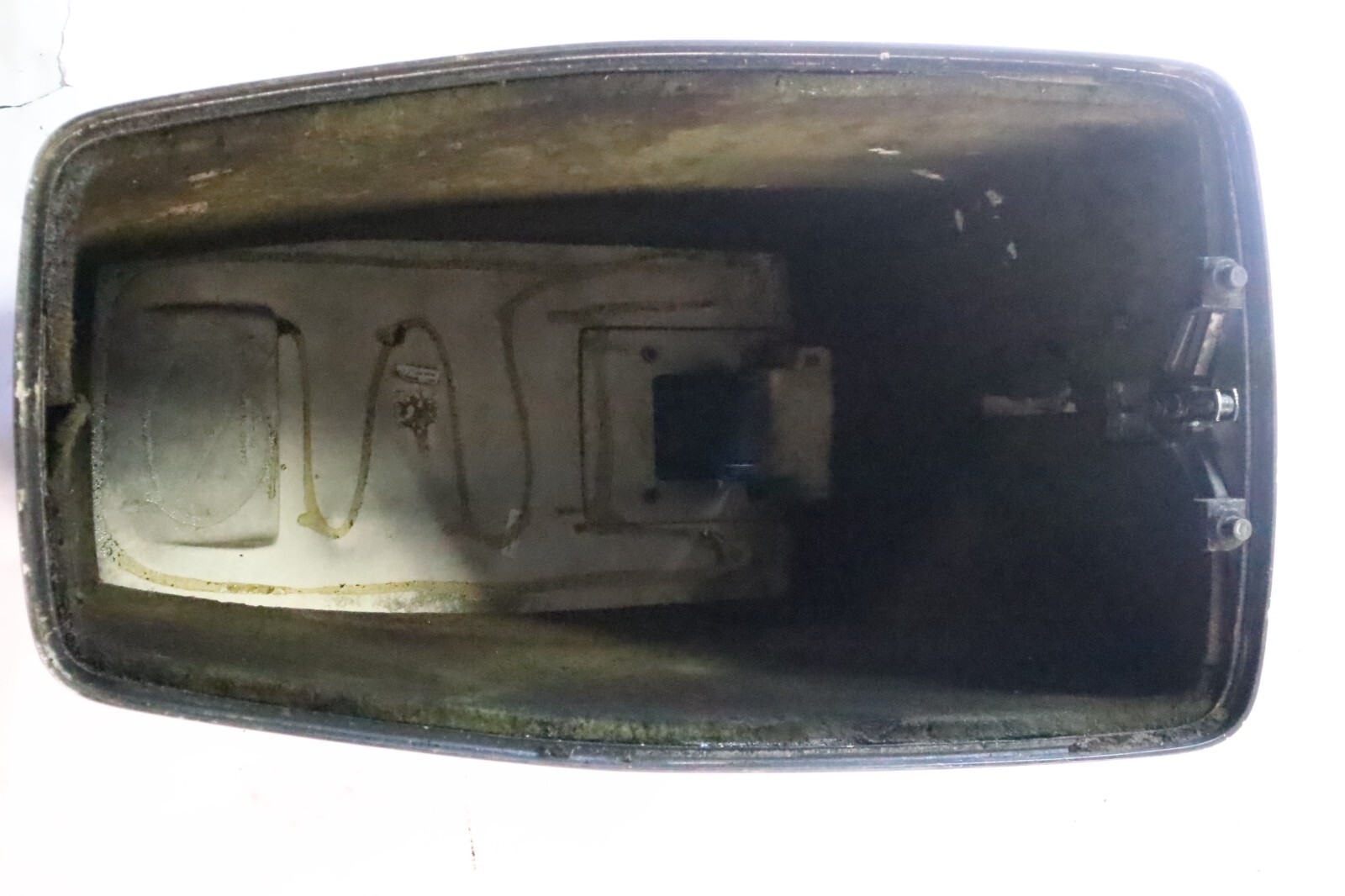 COWL 819747A-9 motor cover 120hp force mercury marine - Image 12