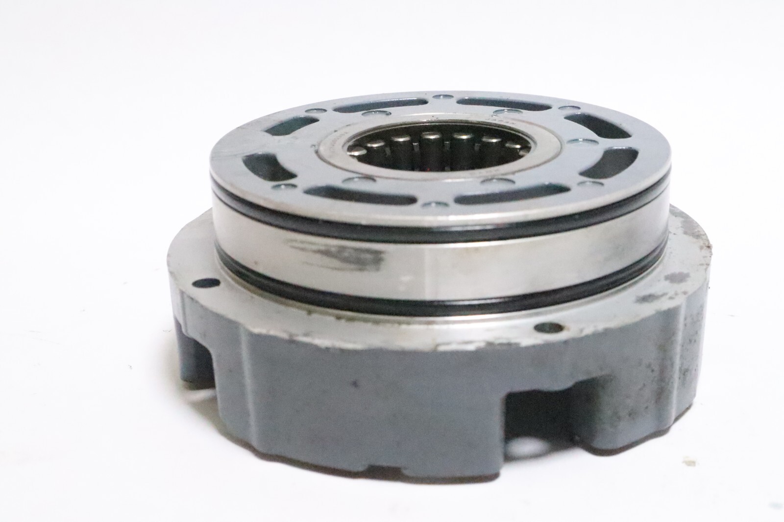 YAMAHA MARINE OUTBOARD V6, CRANKSHAFT BEARING HOUSING, 68F-15163-00-94 - Image 10