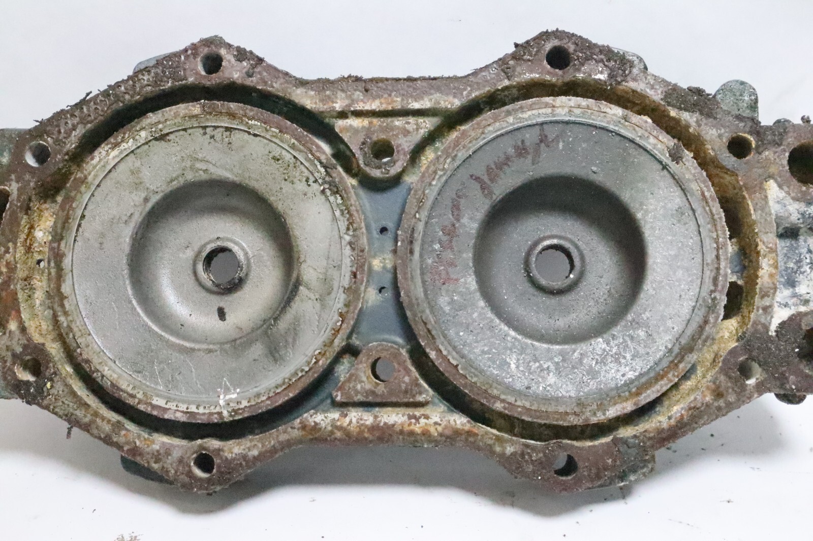 Yamaha Outboard 115hp 2-stroke Cylinder Head Part #6E5-11111-10-94 - Image 11