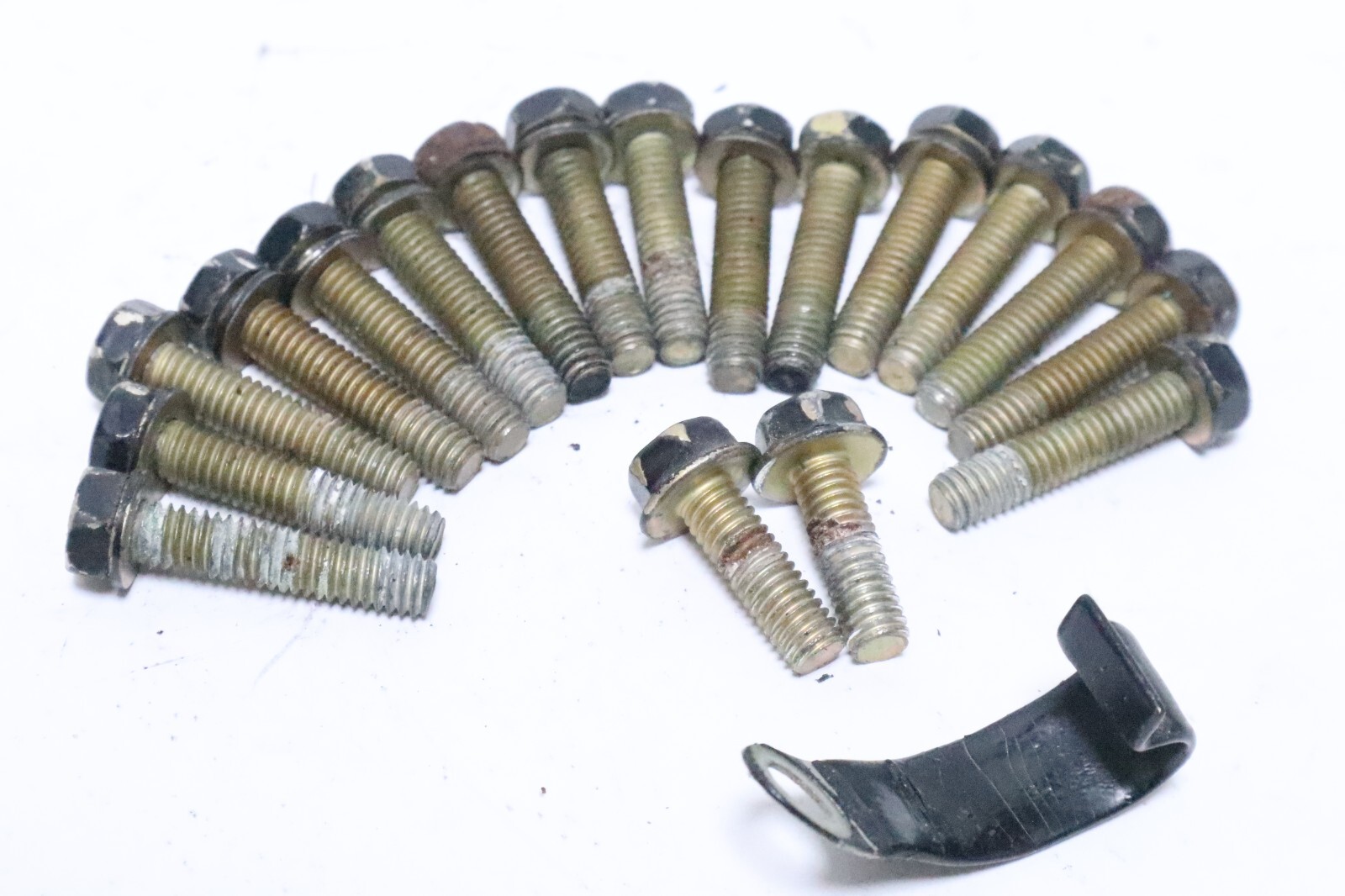 855288 EXHAUST PLATE cover Head bolts, Mercury 135 150 hp 150XL Optimax - Image 6