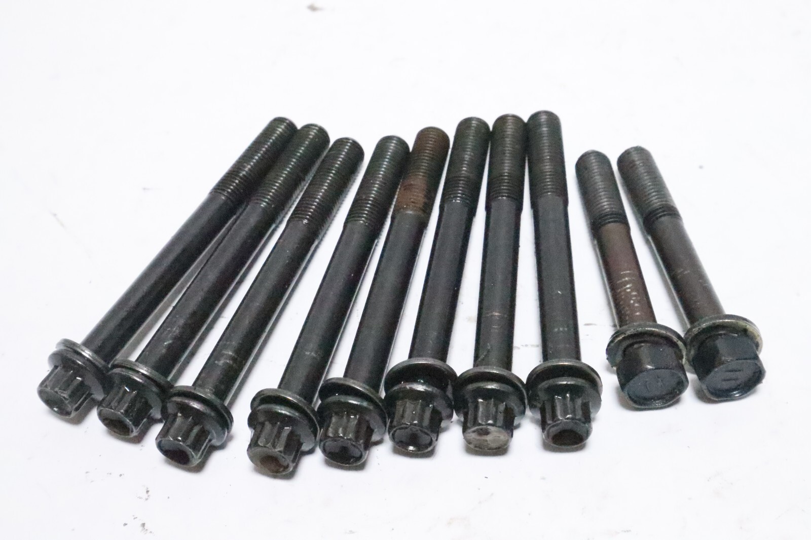 99-00 Evinrude 40 50 Hp 4 Stroke Outboard cylinder Head MOUNTING BOLTS 5031291
