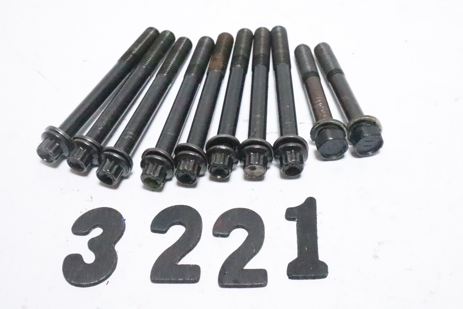 99-00 Evinrude 40 50 Hp 4 Stroke Outboard cylinder Head MOUNTING BOLTS 5031291 - Image 2