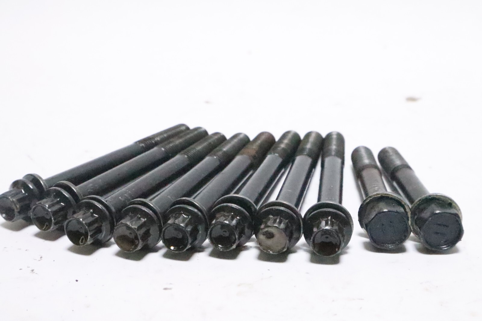 99-00 Evinrude 40 50 Hp 4 Stroke Outboard cylinder Head MOUNTING BOLTS 5031291 - Image 5
