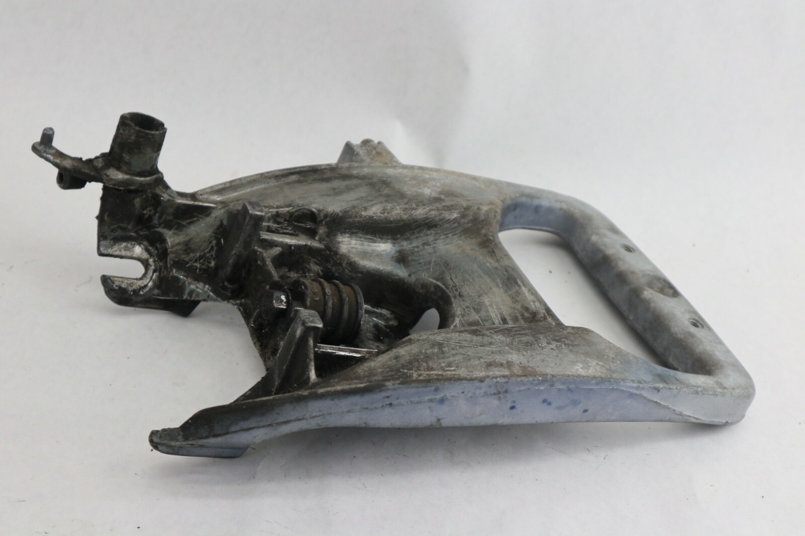 319915 Johnson Evinrude 25 35 HP Steering Bracket 326045 322884 OMC 1976-1983 - Image 4