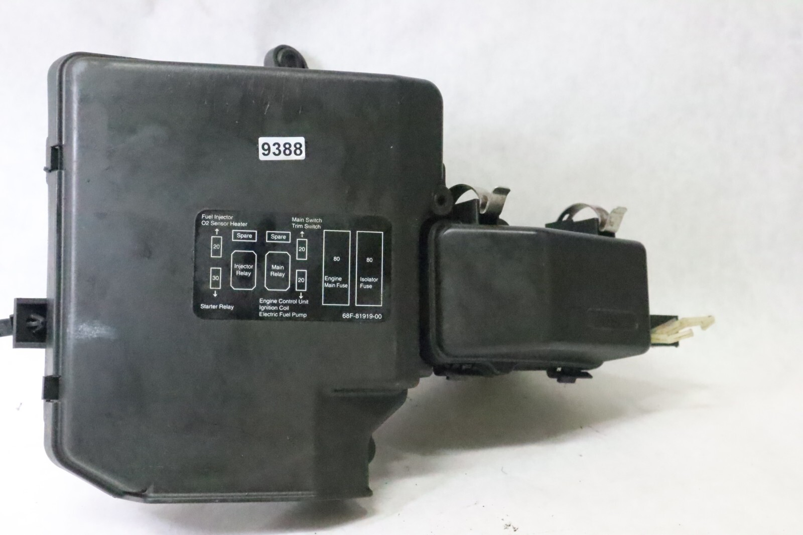 OEM FUSE BOX ASSY 68F-82170-01-00 YAMAHA OUTBOARD 2000-2003 150 175 200 HP HPDI