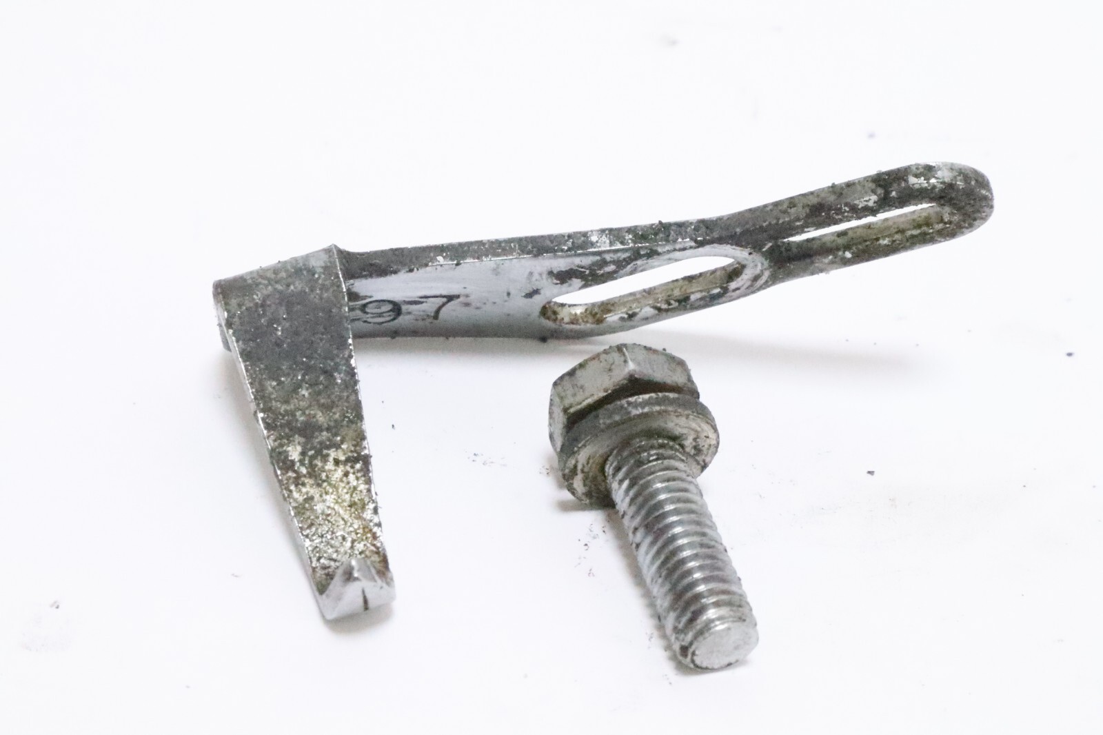 1989-1994 Yamaha 55 HP timing plate pointer 697-81332-00-00 - Image 8