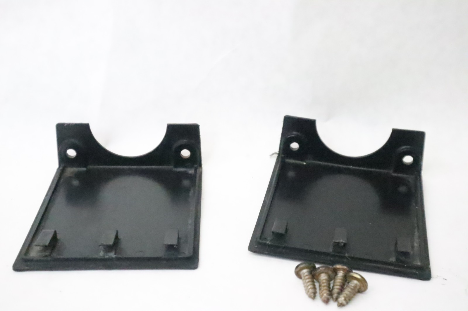 Mercury Mariner Lower Mount Cover 67077T6 1987-1995 50-275 HP Pair - Image 4