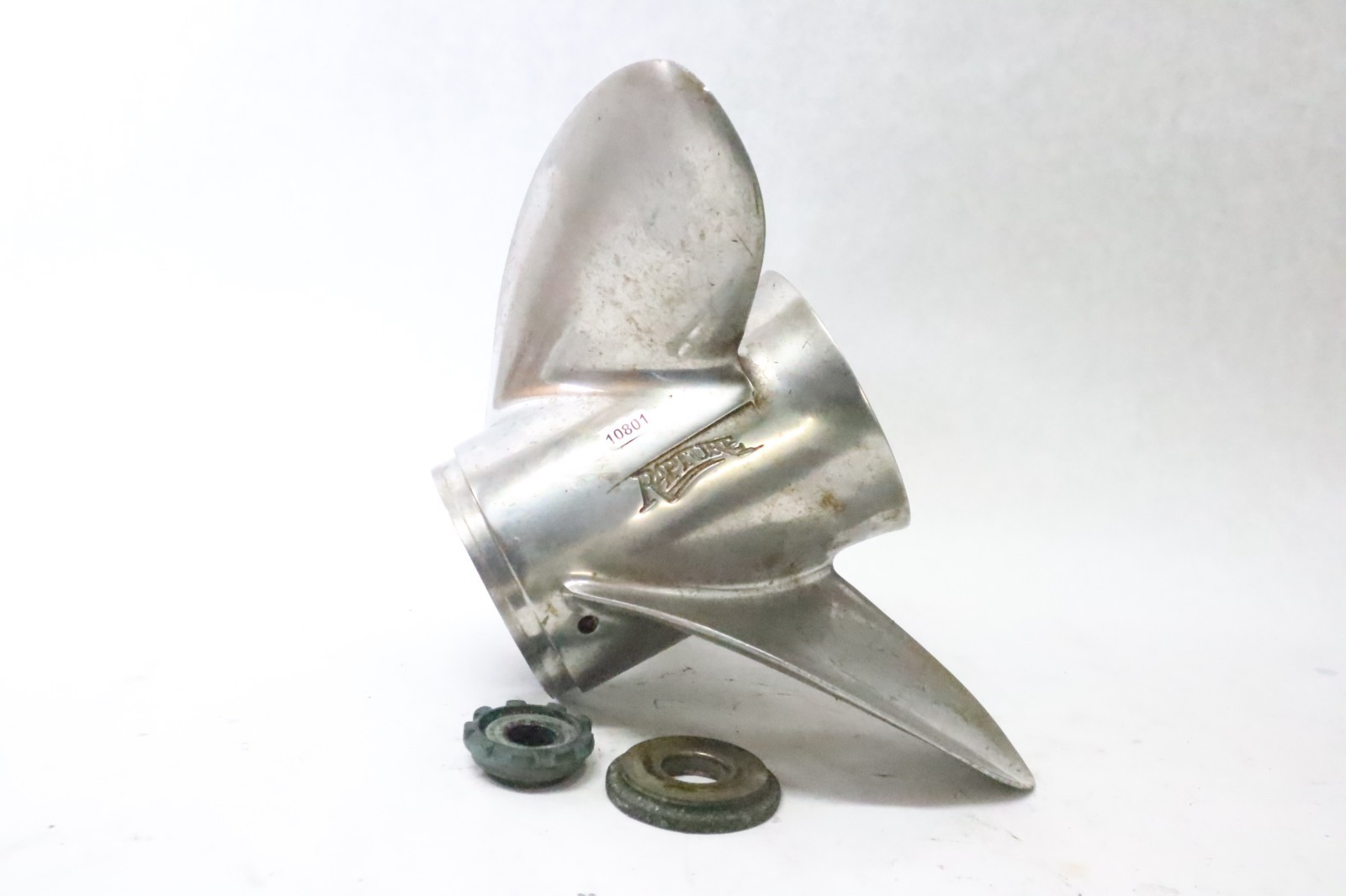 Michigan Wheel Rapture Stainless Propeller 3 Blade RH 14.25 X 19 # 033076 - Image 3