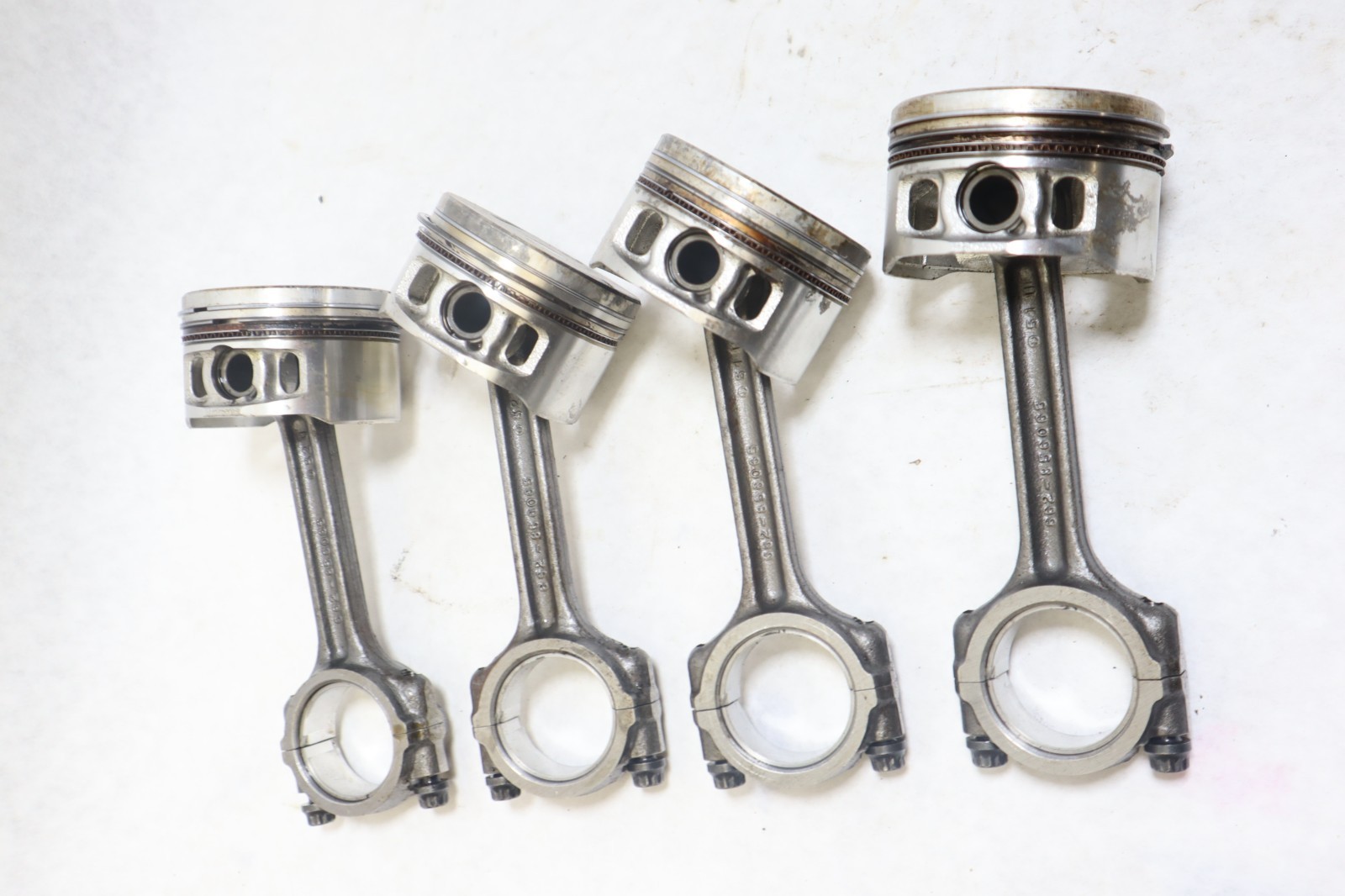 Mercury 60 HP 4 Stroke Piston And Connecting Rod PN 893524T08 Fits 2001-2012+ - Image 4