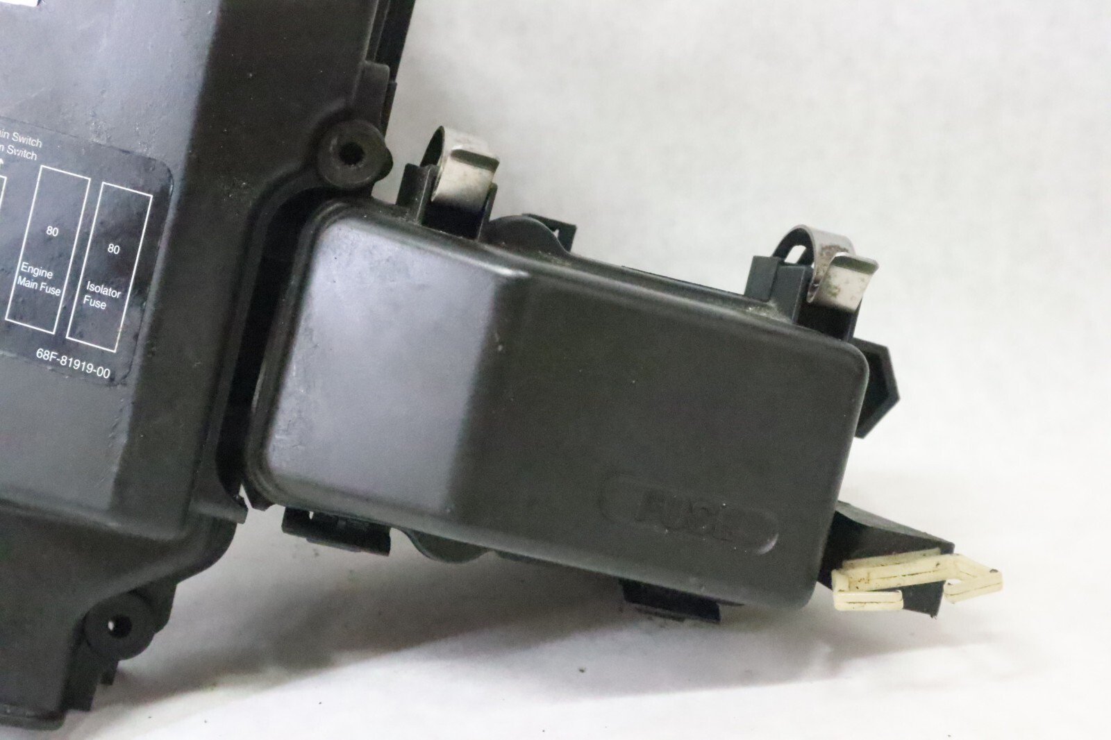 OEM FUSE BOX ASSY 68F-82170-01-00 YAMAHA OUTBOARD 2000-2003 150 175 200 HP HPDI - Image 6