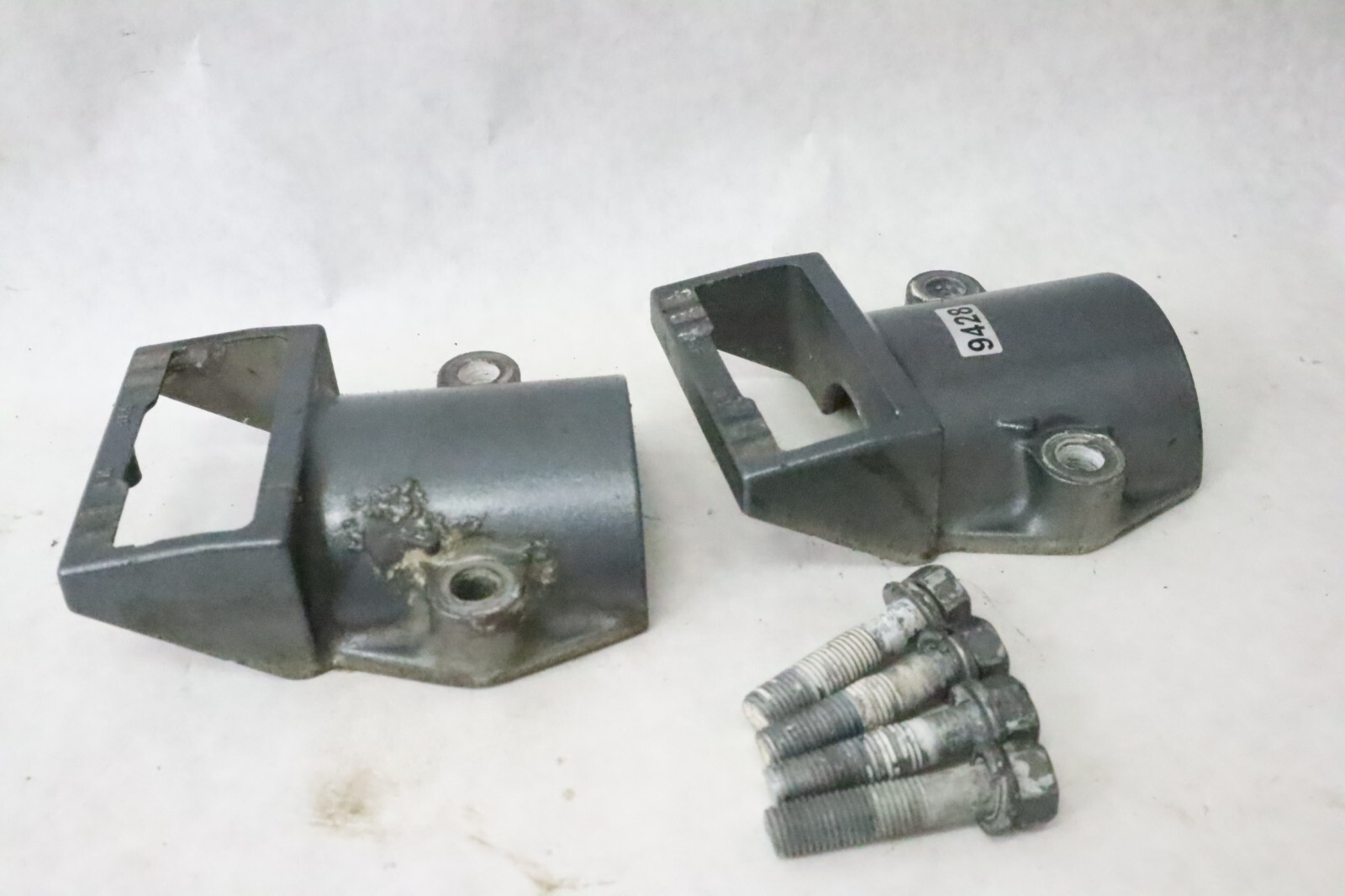 Yamaha lower rubber mount housing 68F-44552-00-8D HPDI 150hp -200hp 2000 & later - Image 6