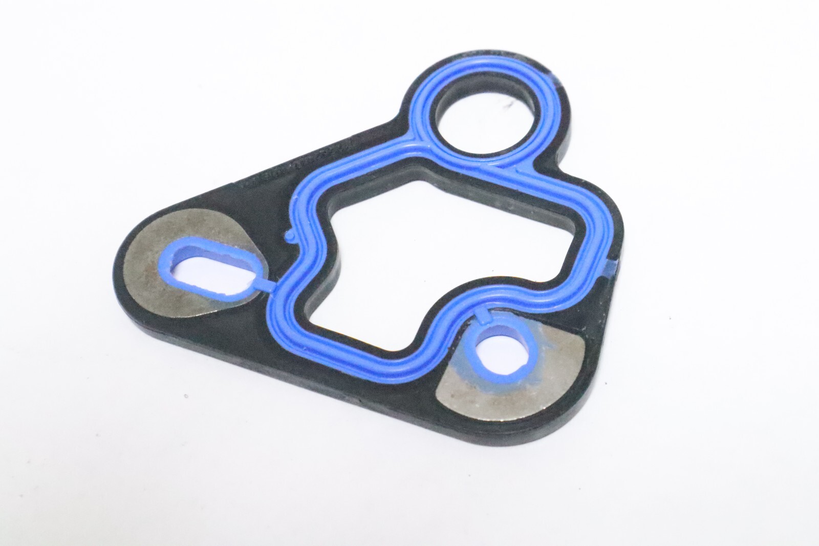 Genuine GM Gasket W/Pump 12562047 - Image 2