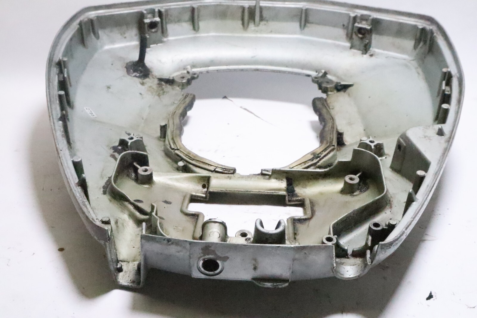Johnson Evinrude OMC 396769 Lower Cover 1985-1988 90-115HP - Used - Image 5