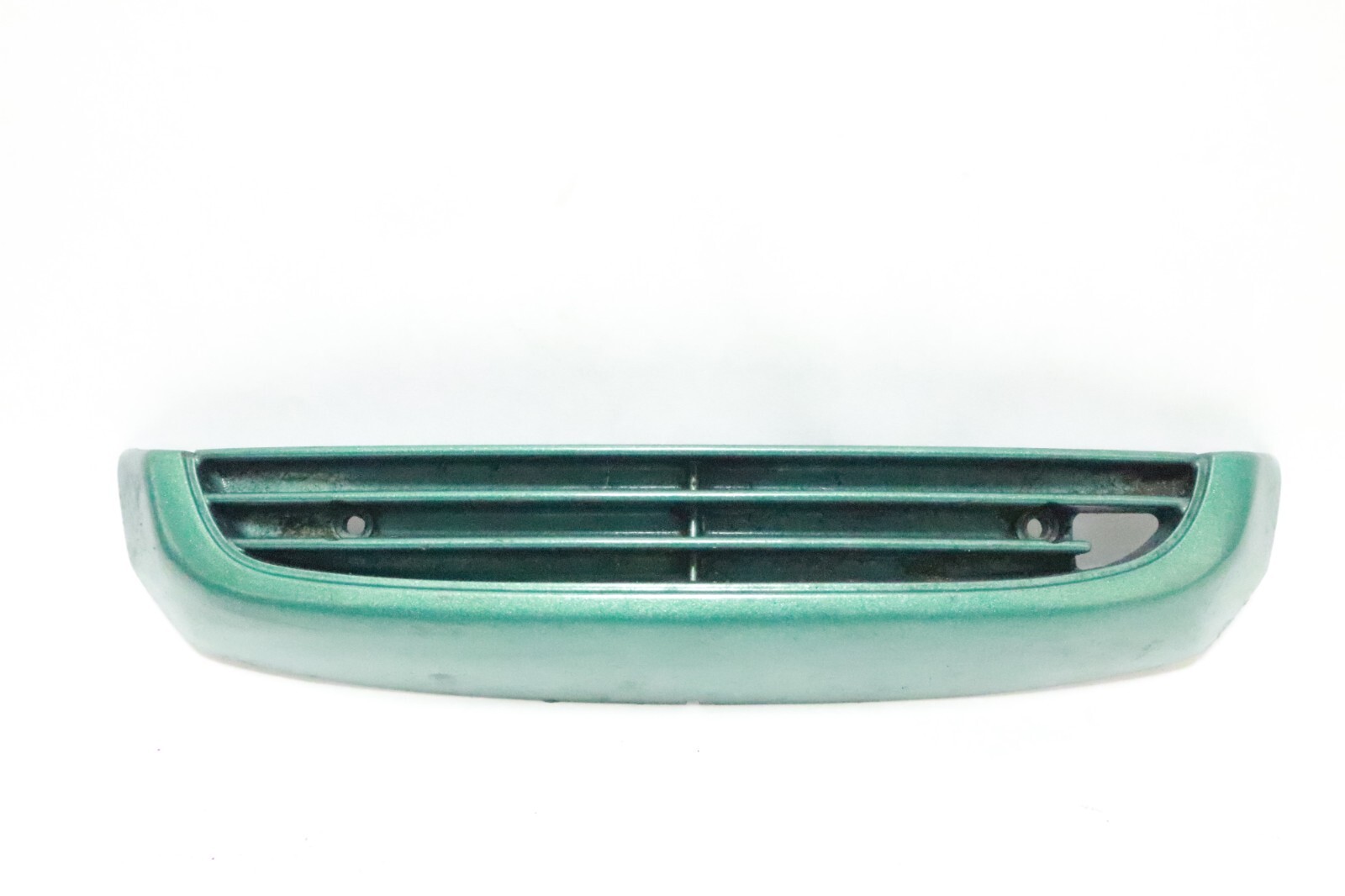 84 85 86 87 HONDA GOLDWING GL1200 LOWER HEADLIGHT TRIM COVER ASSY