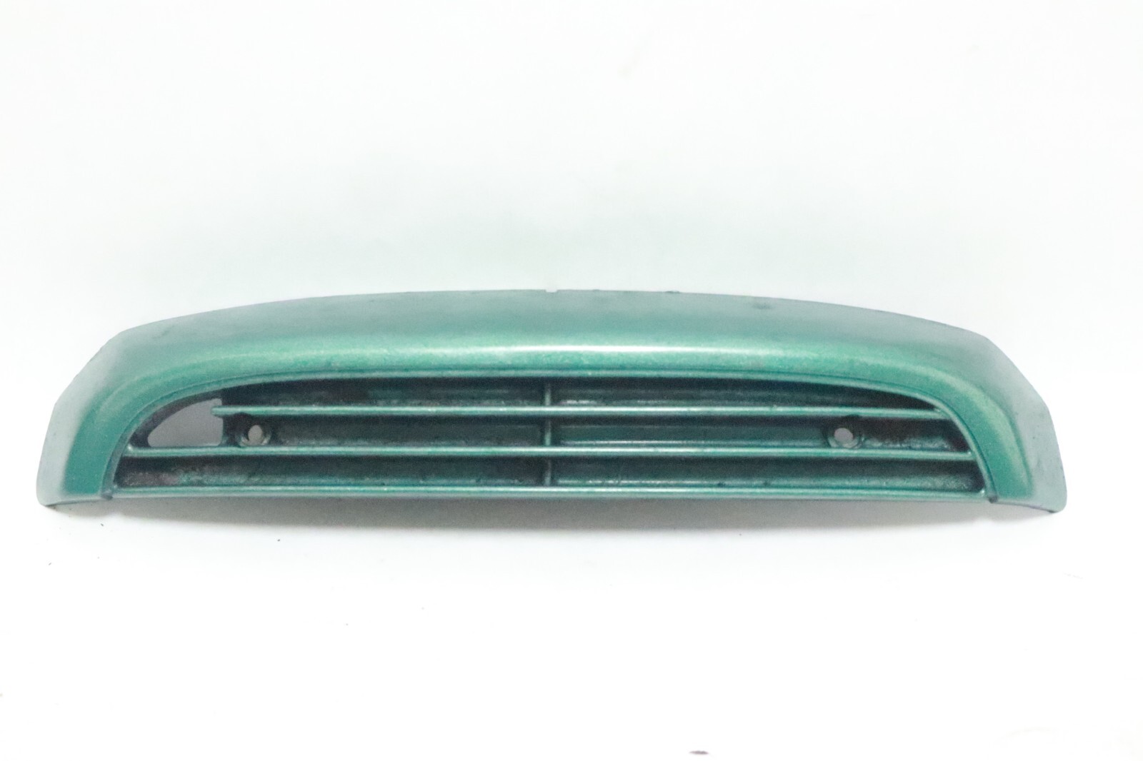 84 85 86 87 HONDA GOLDWING GL1200 LOWER HEADLIGHT TRIM COVER ASSY - Image 3