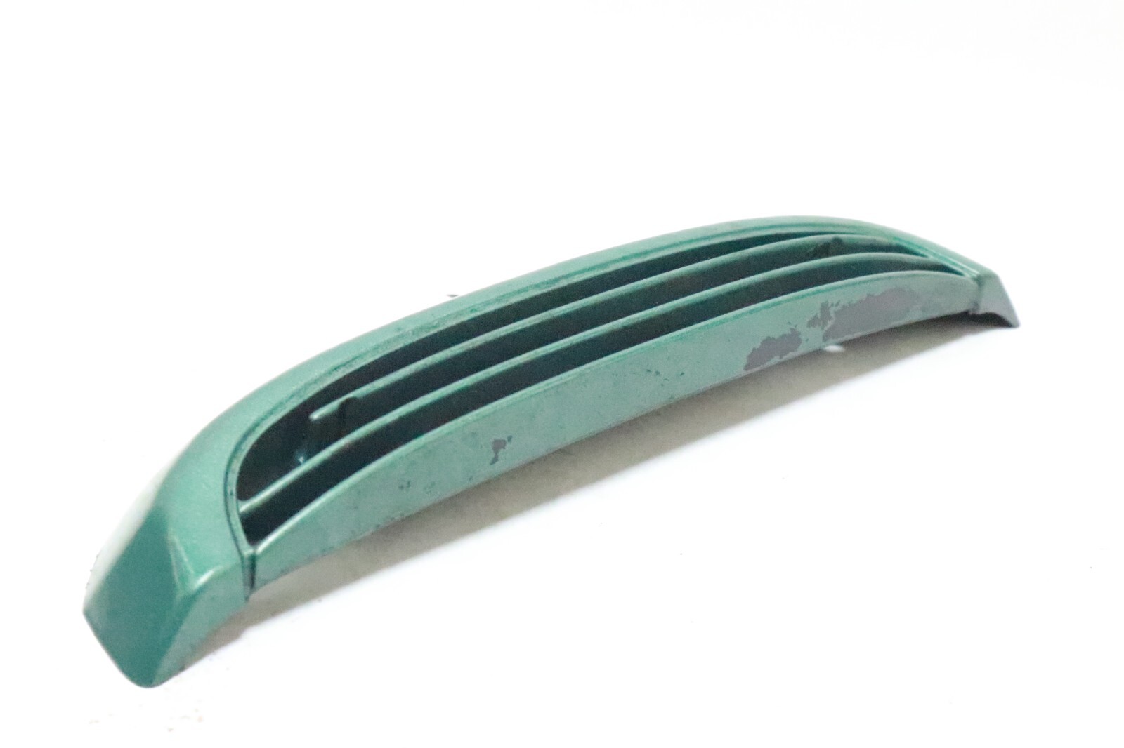 84 85 86 87 HONDA GOLDWING GL1200 LOWER HEADLIGHT TRIM COVER ASSY - Image 5