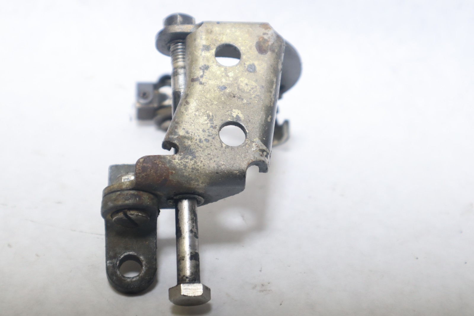 819469A 1 819469A1 Force Outboard 90 120 150 Hp Gear Shift Linkage Assembly NLA - Image 23