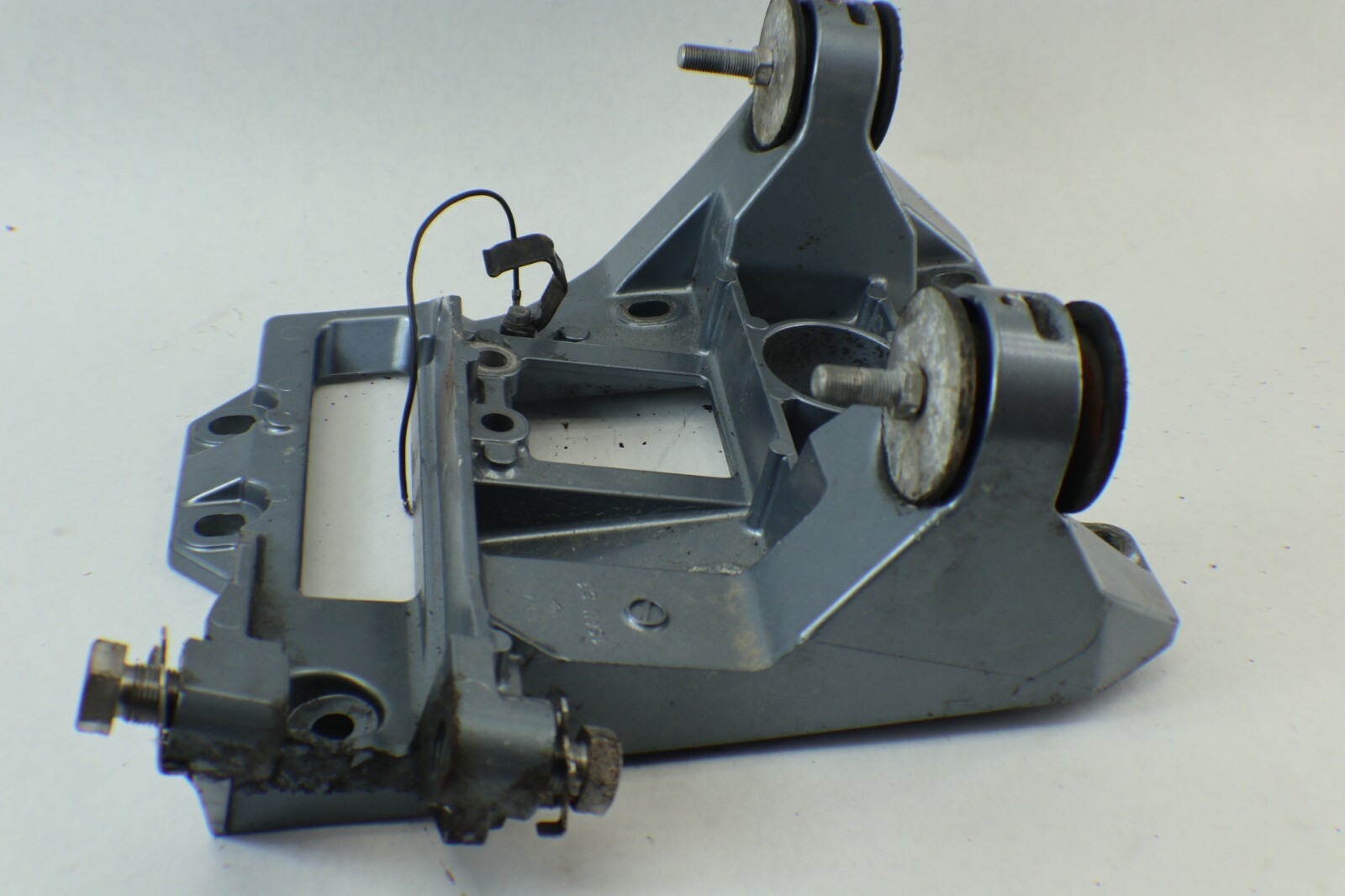 Yamaha Sterndrive Transom Plate 6T4-45831-00-EK - Image 16