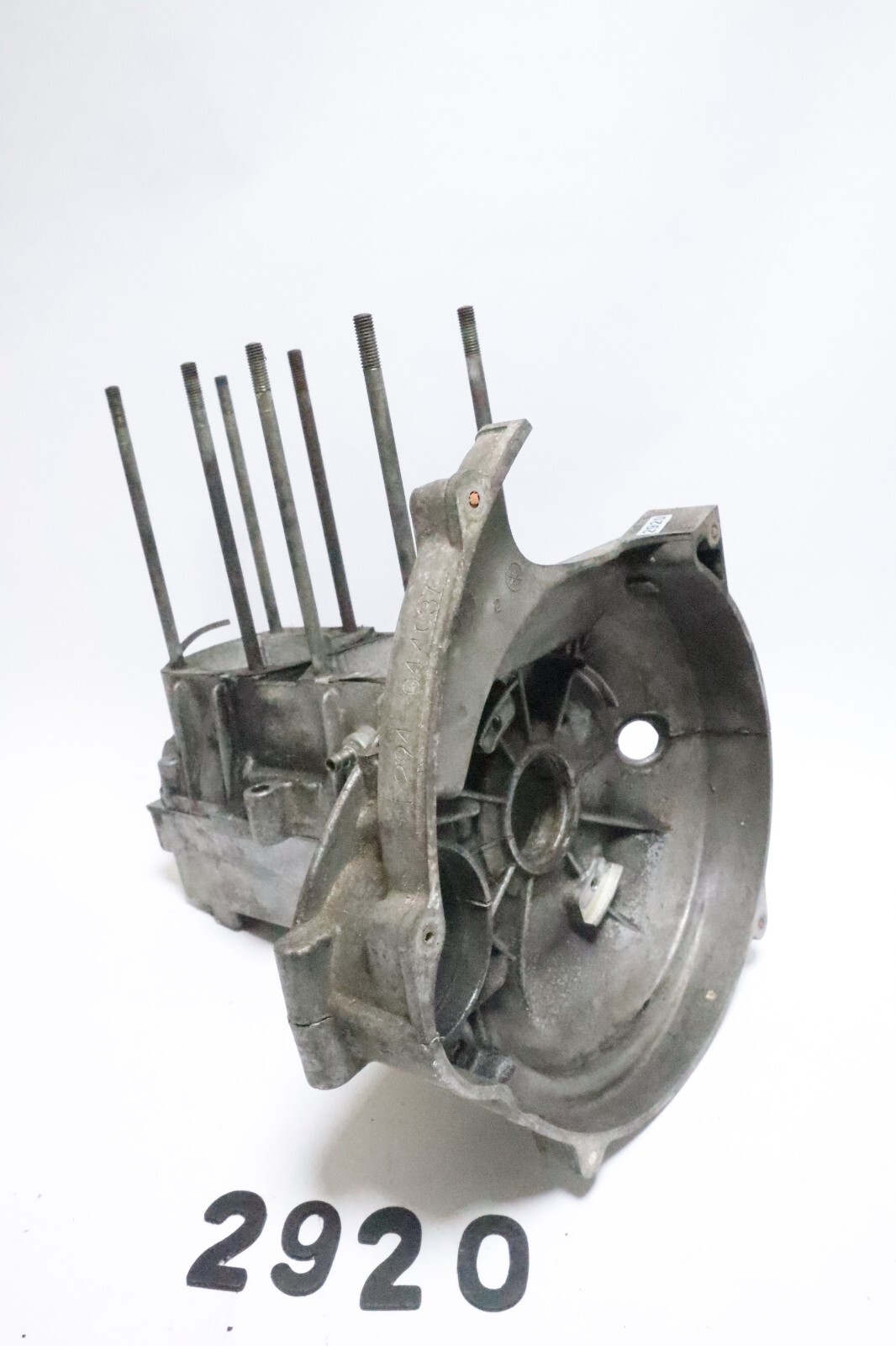 78 79 80 81 82 83 Yamaha Enticer Inviter 300 294 Engine Crankcase Crank Cases - Image 2