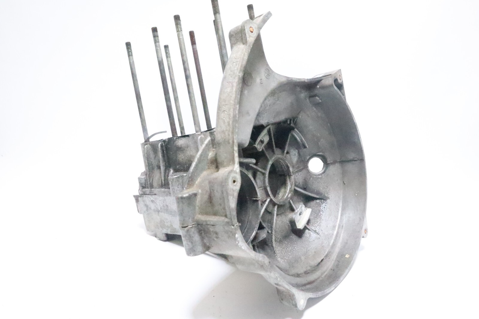 78 79 80 81 82 83 Yamaha Enticer Inviter 300 294 Engine Crankcase Crank Cases - Image 3