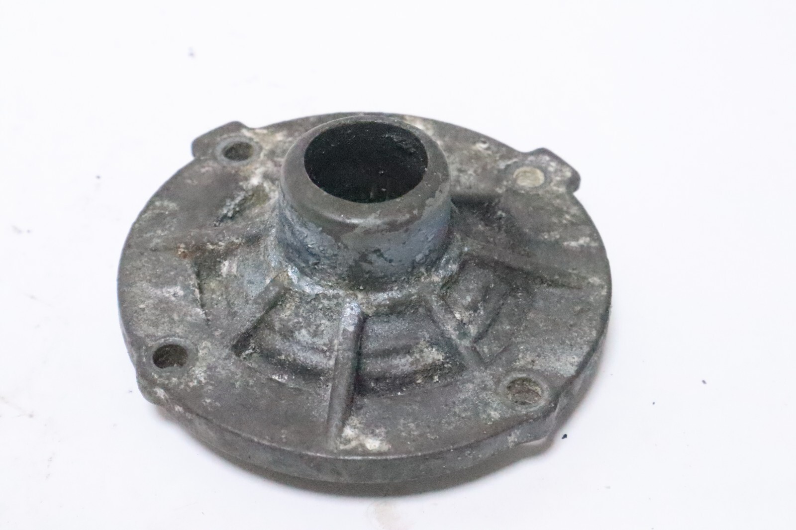 LOWER OIL SEAL HOUSING YAMAHA 115-225 HP PN# 6G5-15359-00-94 - Image 26
