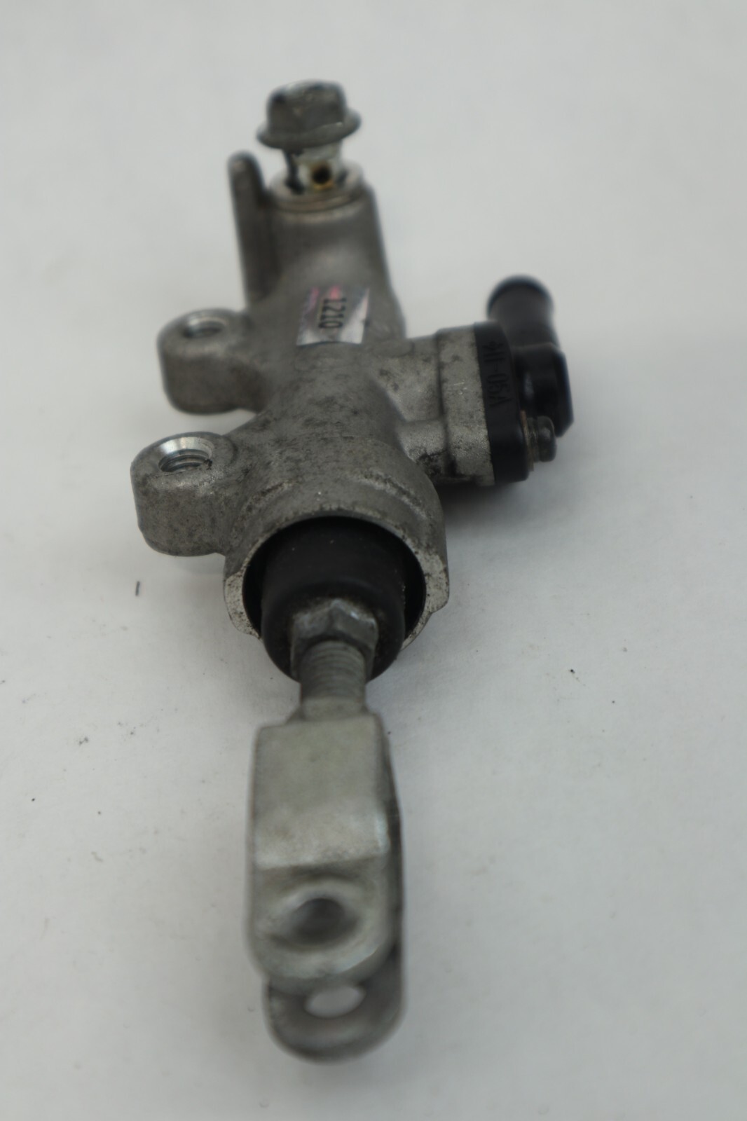 2011 Suzuki 6SX1250FA Rear Back Brake Master Cylinder 69600-17C20 - Image 17